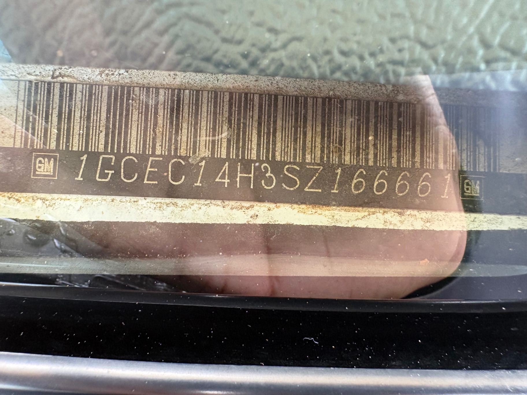 Vehicle photo 23