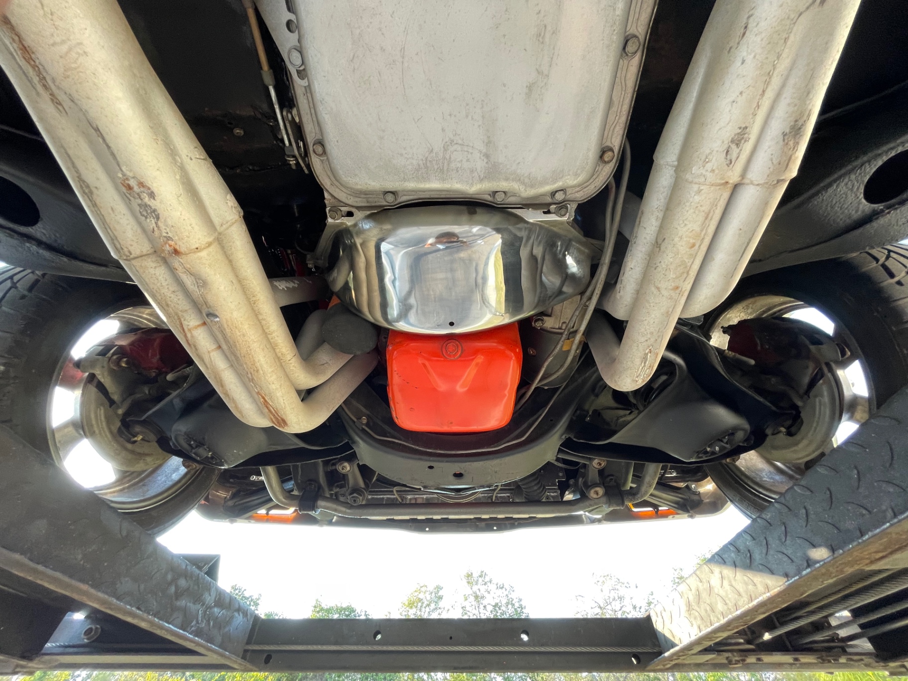 Vehicle photo 54