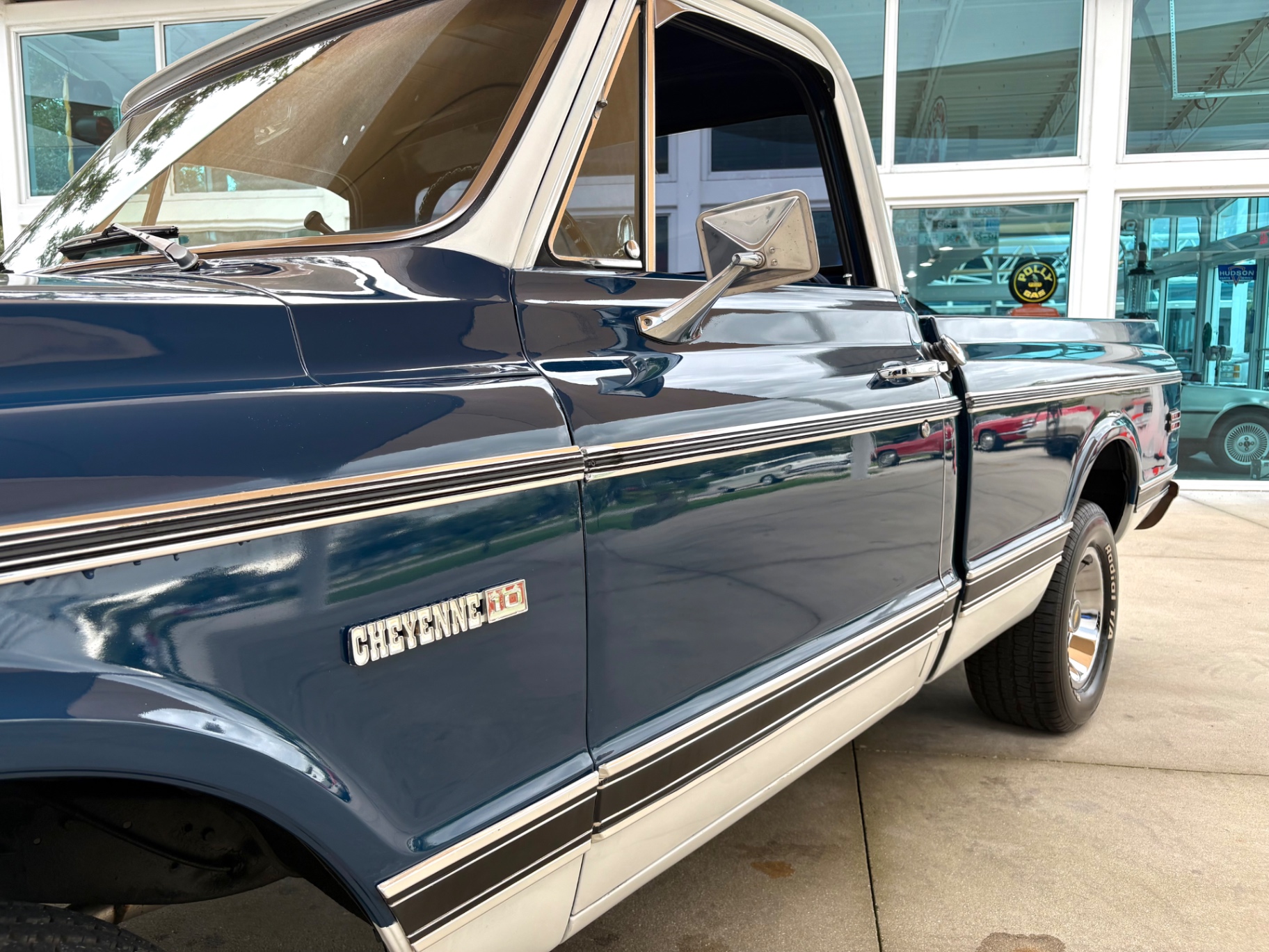 calumページ 1969 Chevrolet C10/K10 – CLASIQ