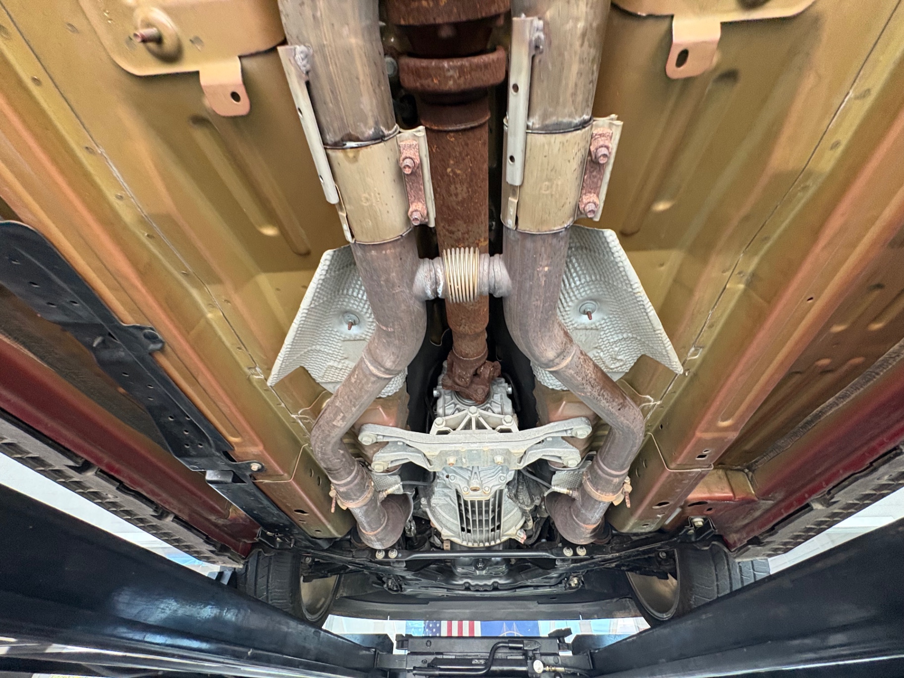 Vehicle photo 49
