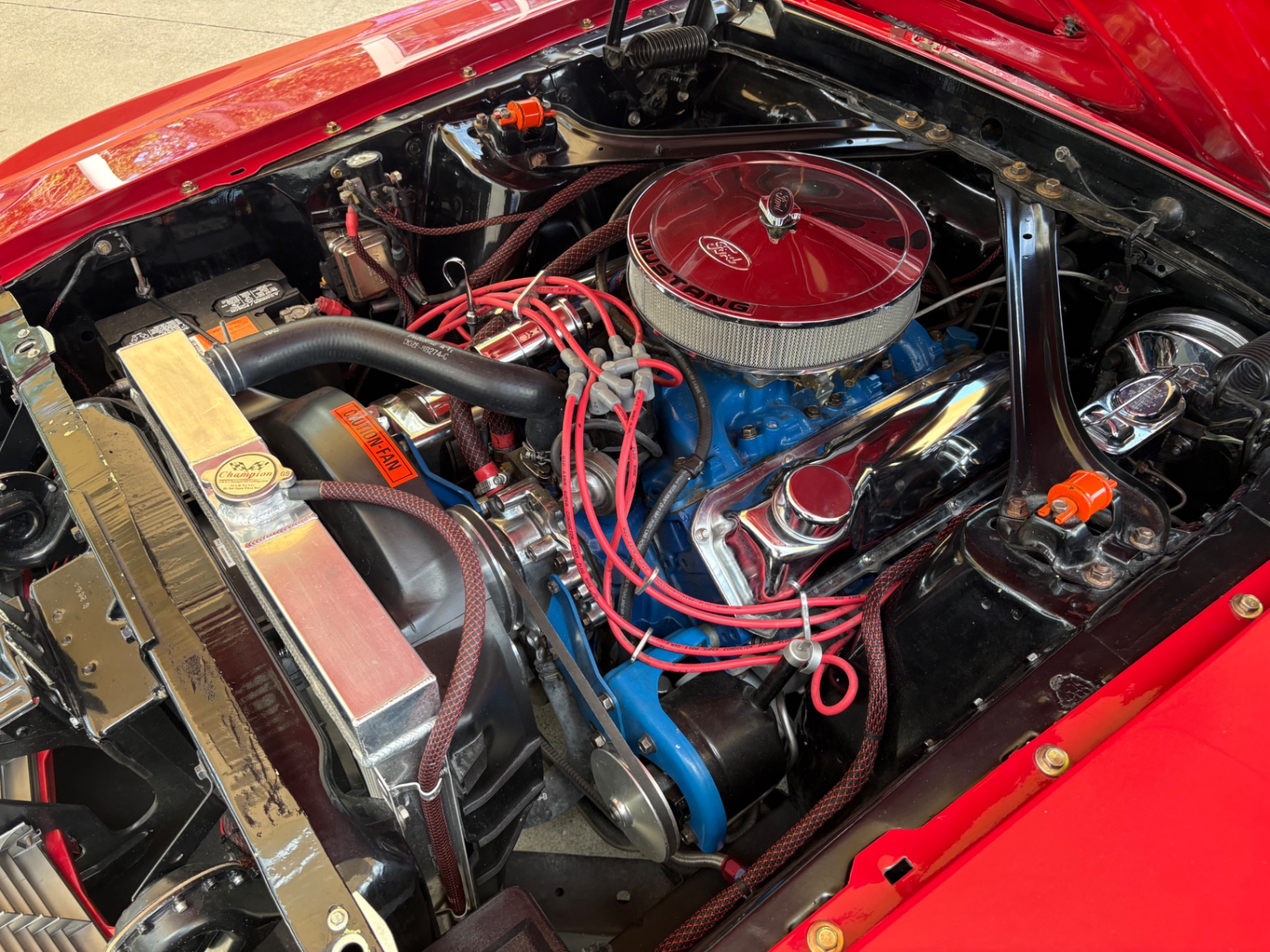 Vehicle photo 29