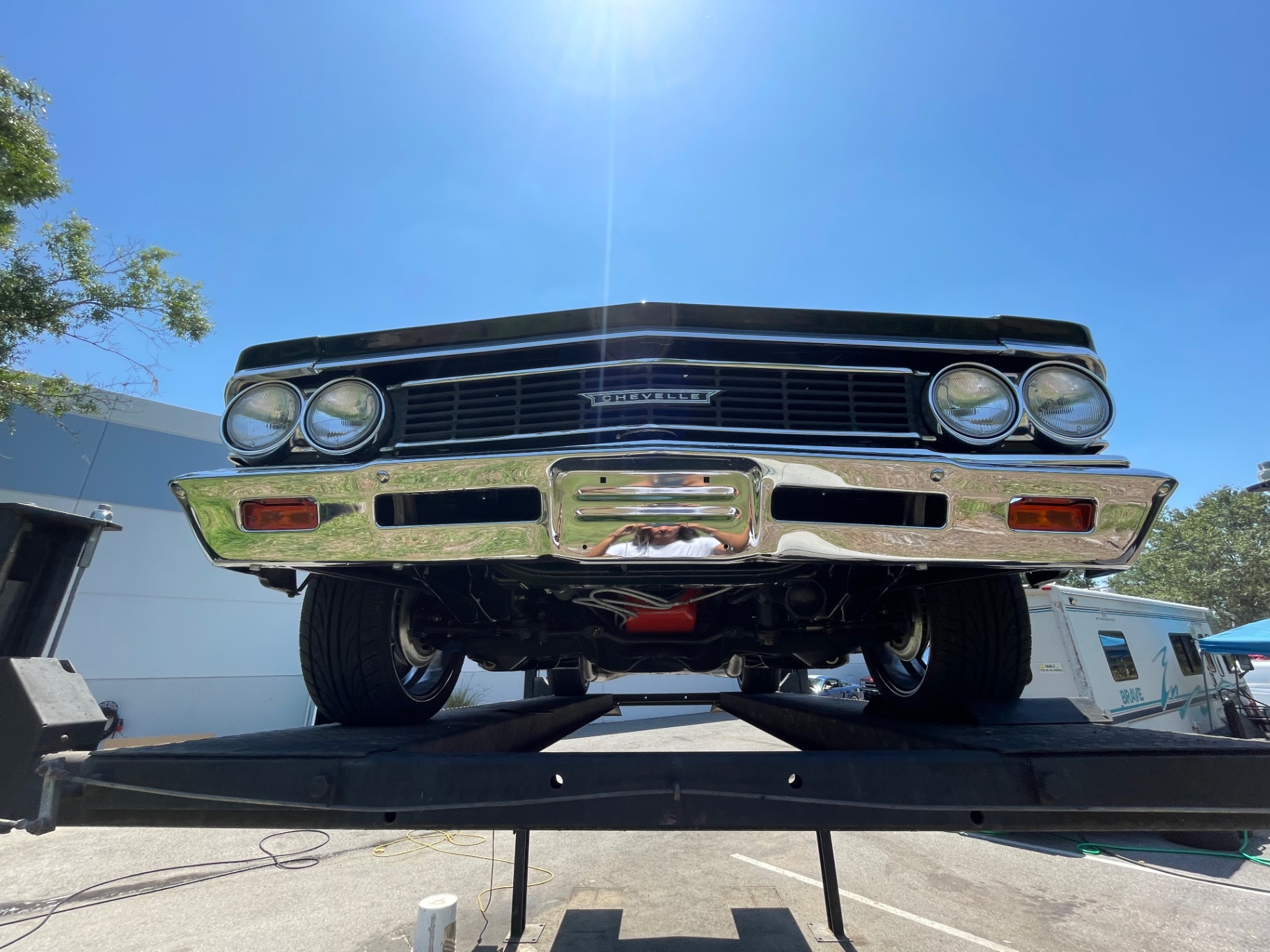 Vehicle photo 46