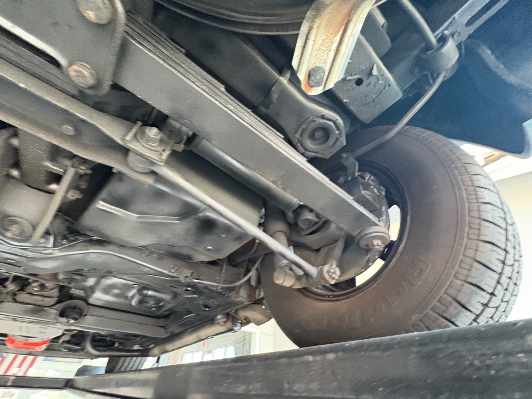 Vehicle photo 45