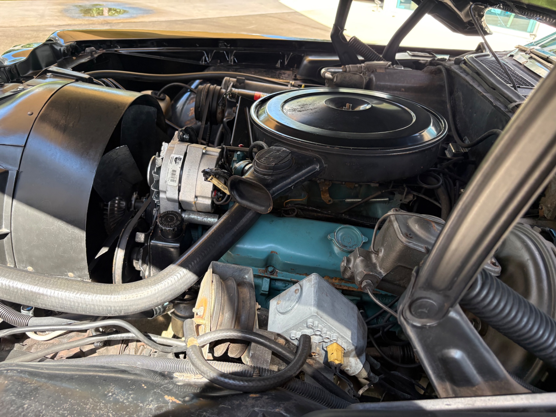 Vehicle photo 33