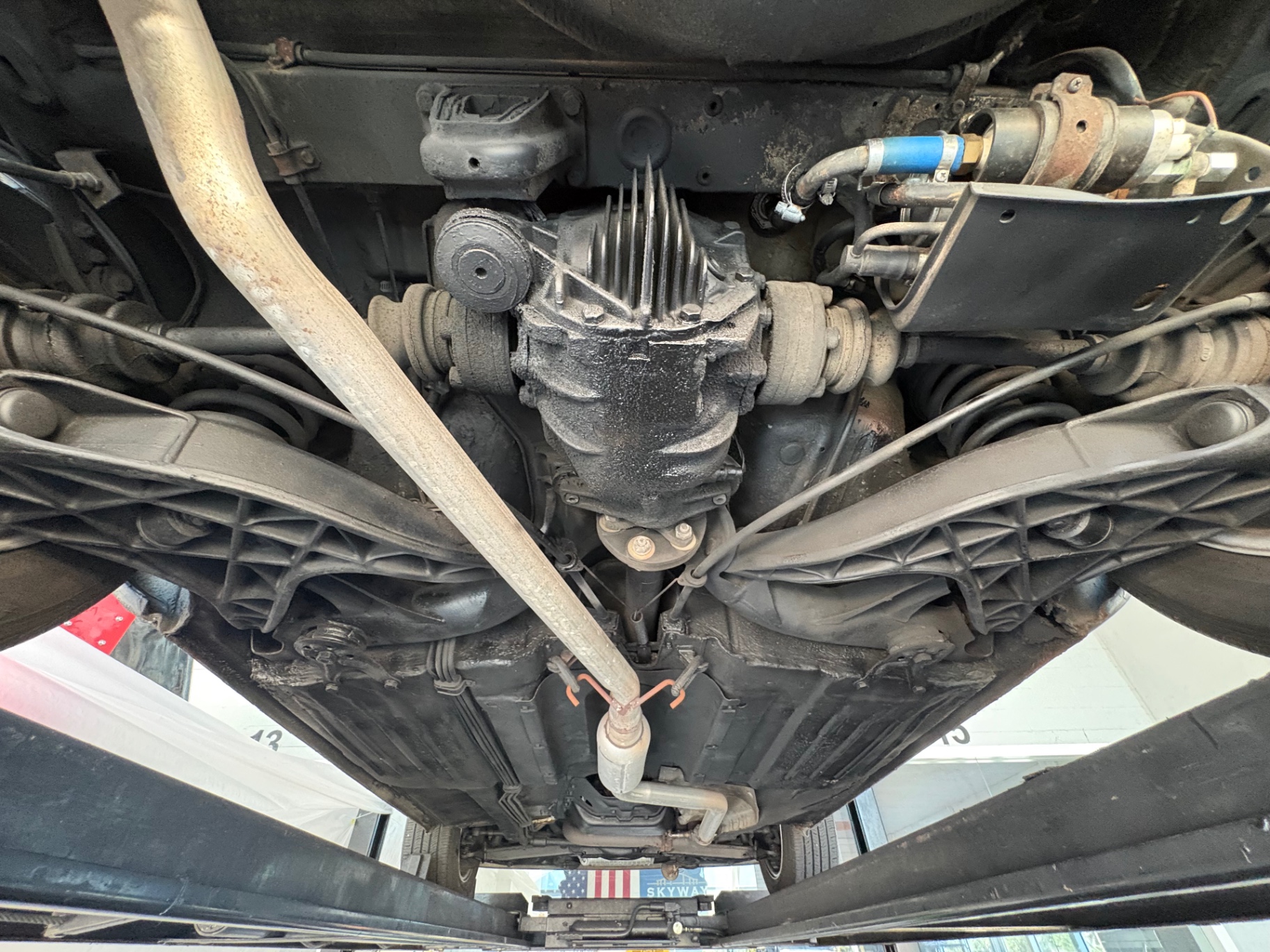 Vehicle photo 41