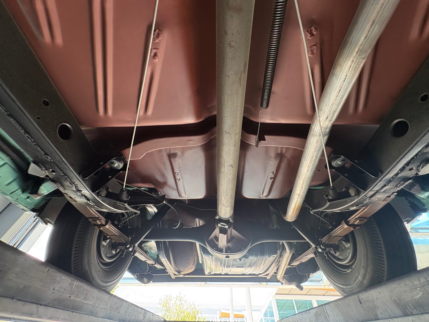 Vehicle photo 62