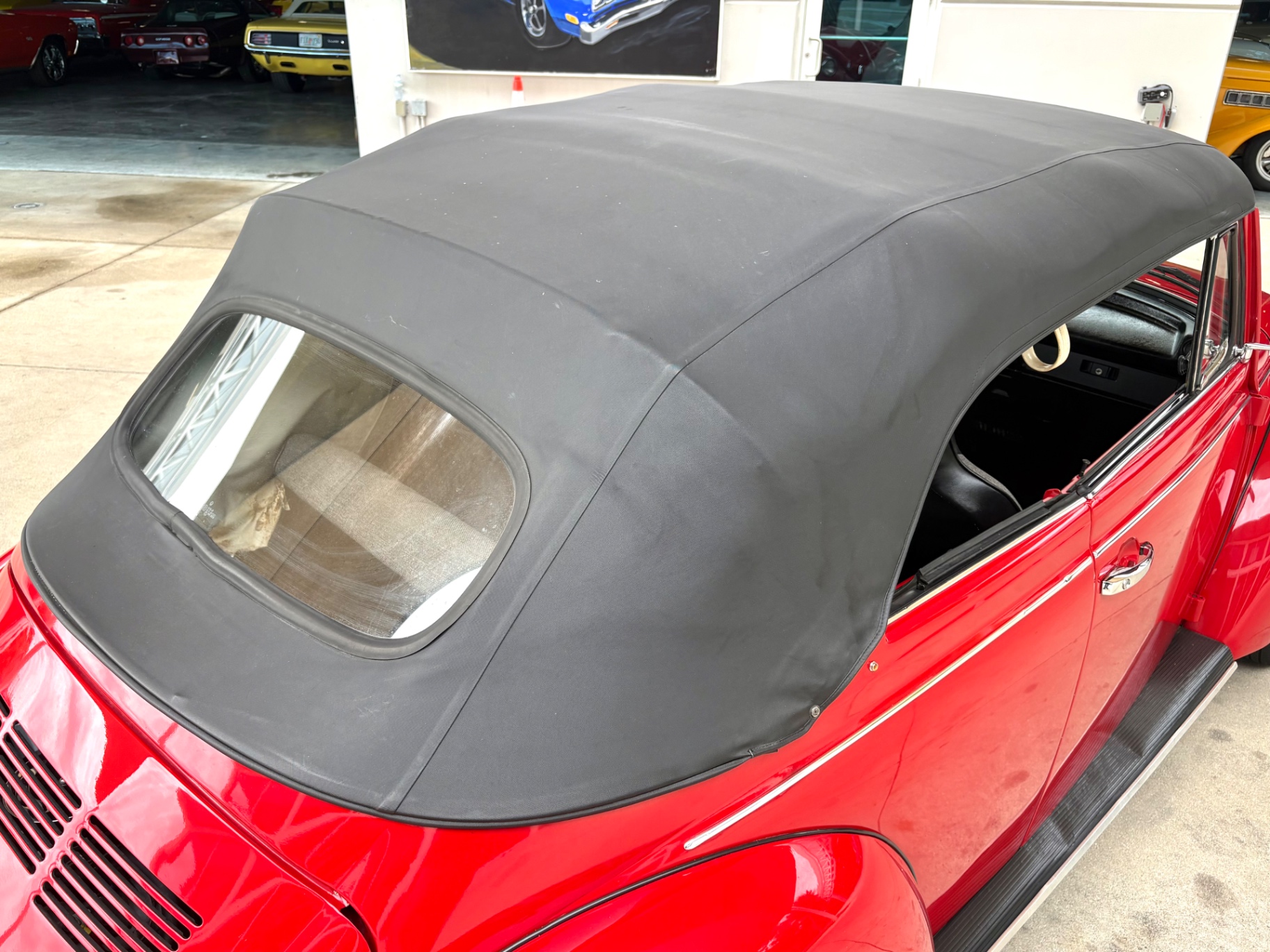 Vehicle photo 26