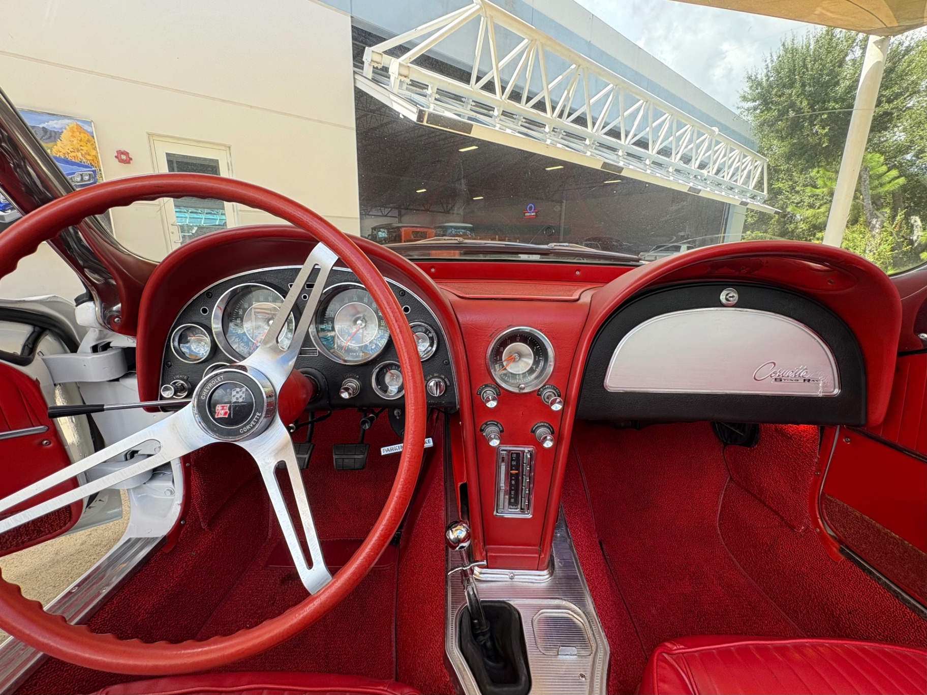 Vehicle photo 45