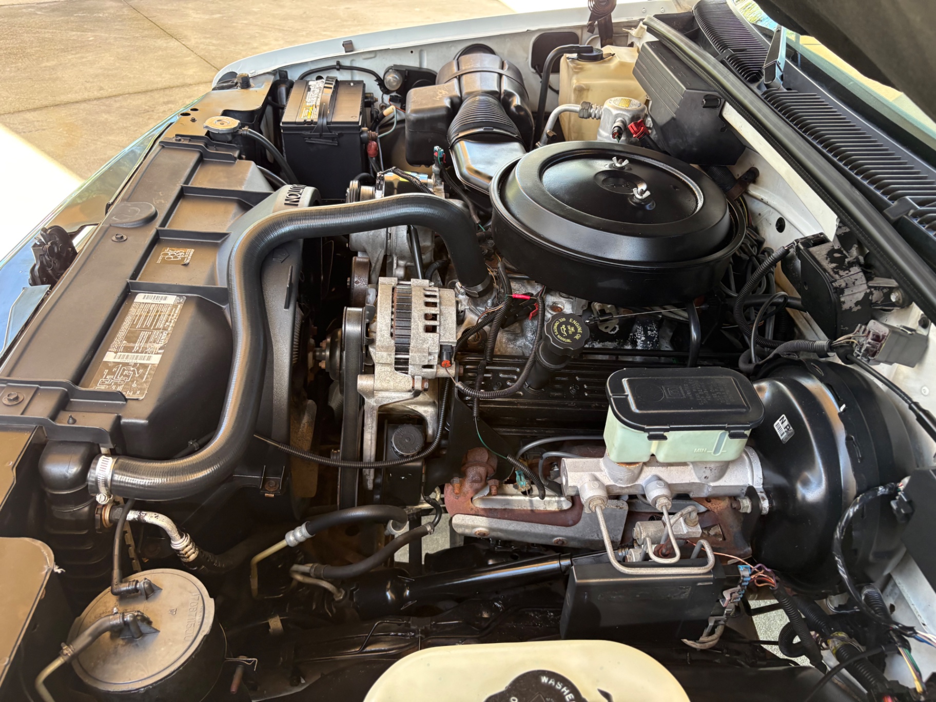 Vehicle photo 29