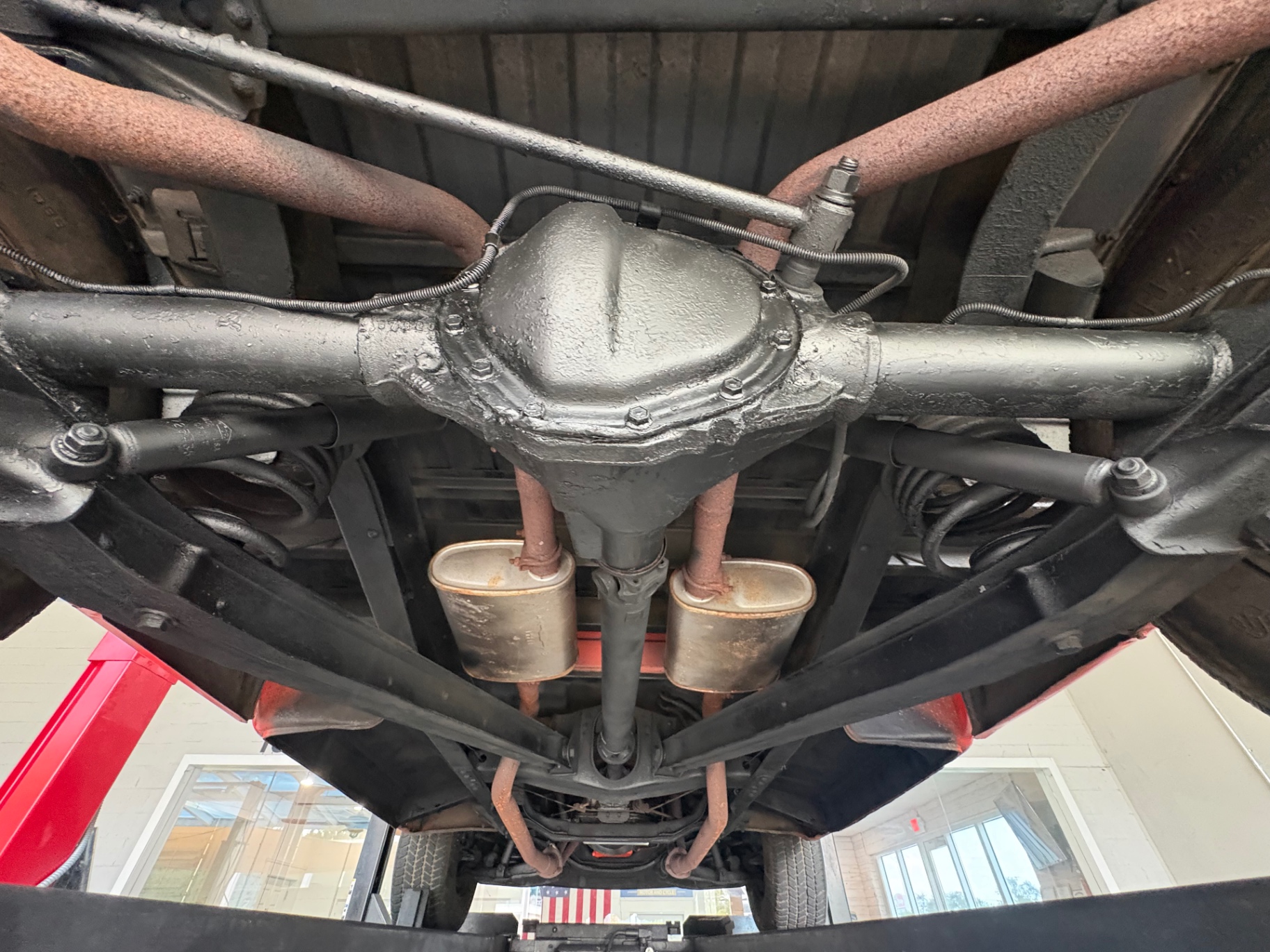 Vehicle photo 44