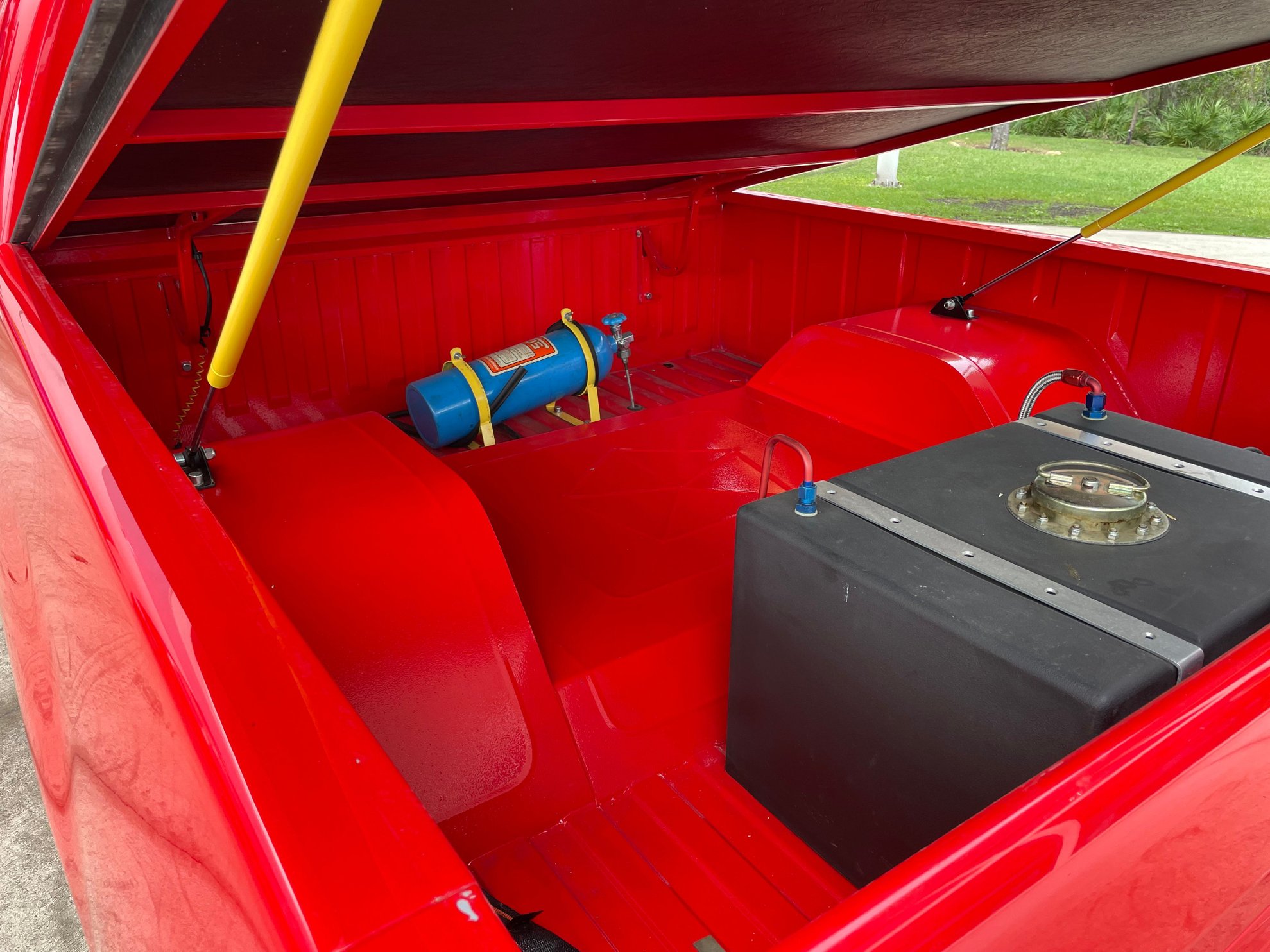 Vehicle photo 45