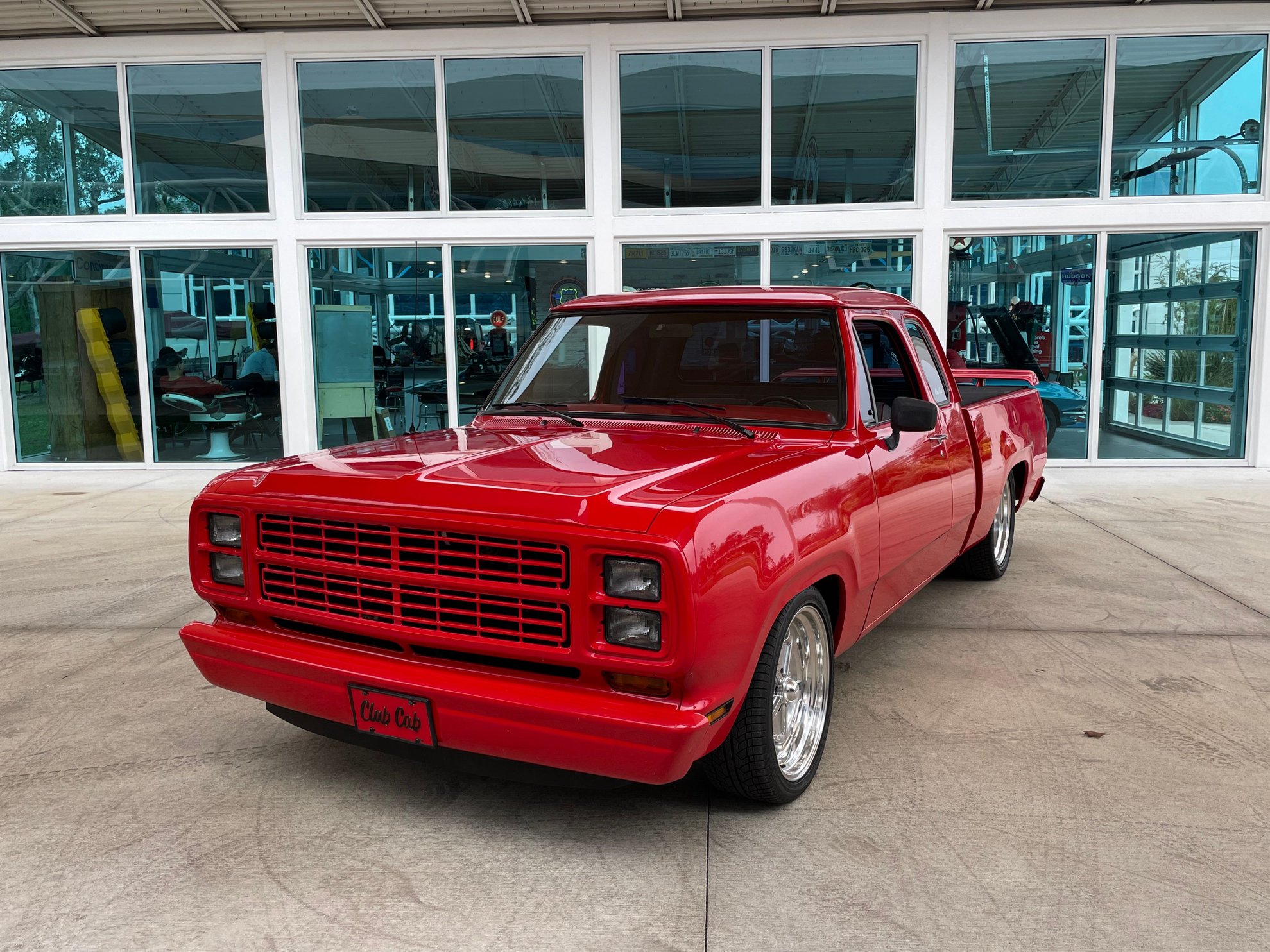 Vehicle photo 1