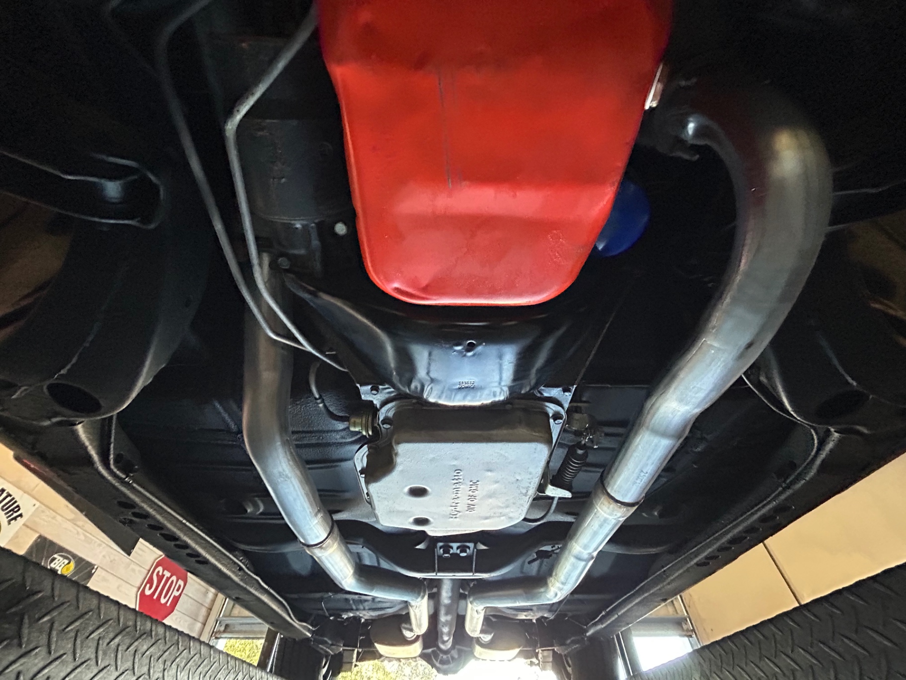 Vehicle photo 43