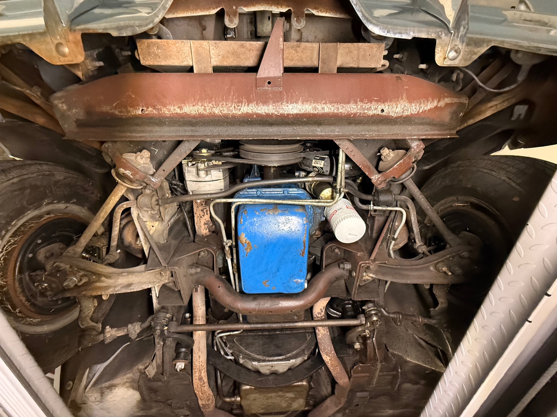 Vehicle photo 37