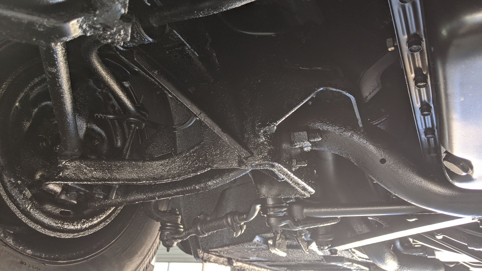 Vehicle photo 33