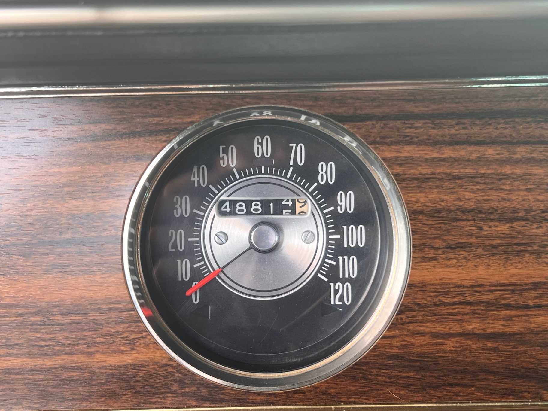 Vehicle photo 18
