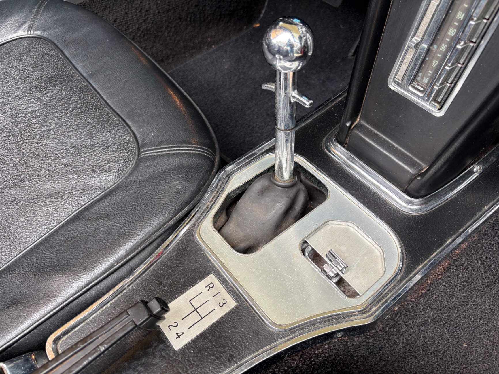 Vehicle photo 49
