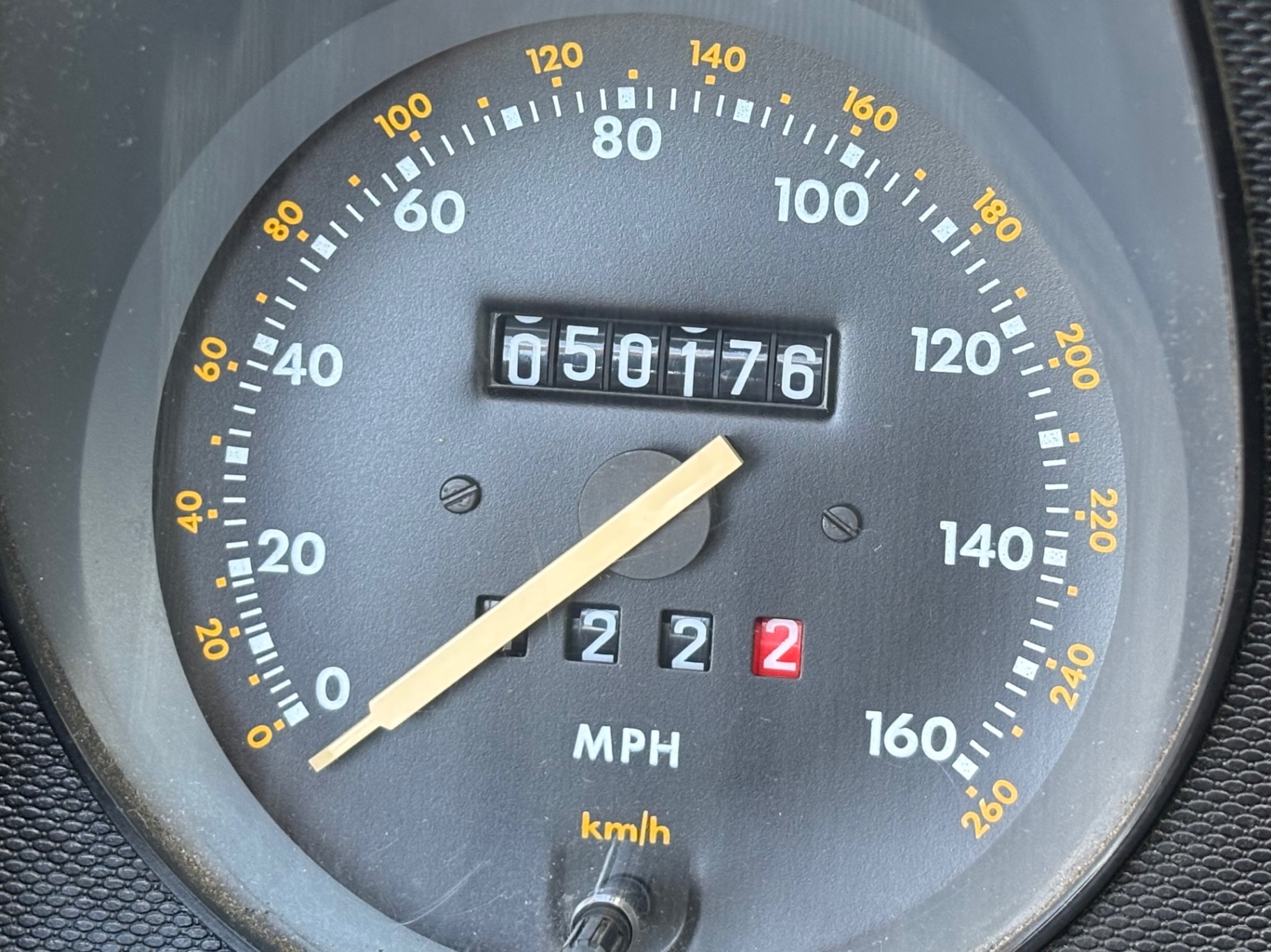 Vehicle photo 28