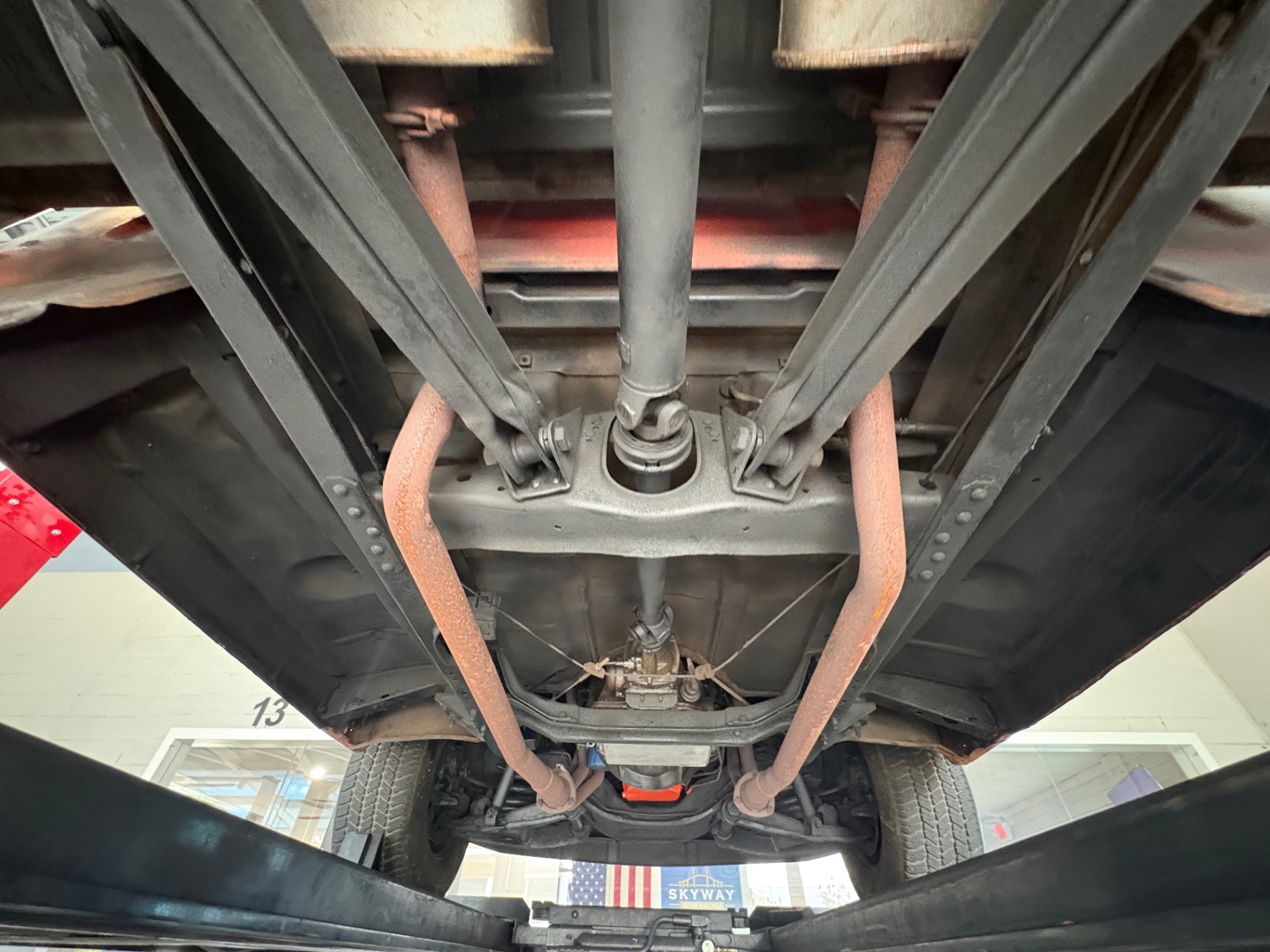 Vehicle photo 48