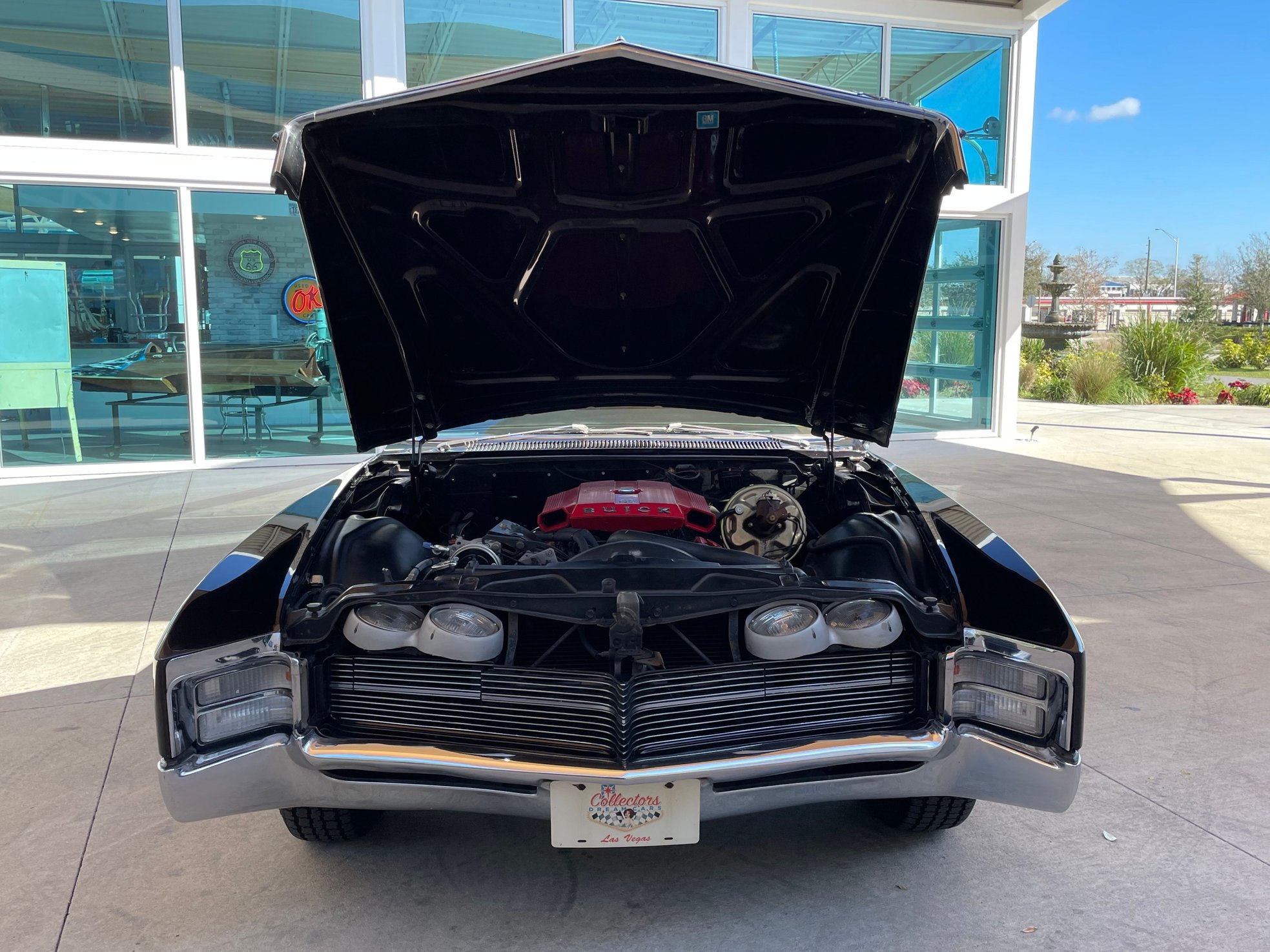 Vehicle photo 46
