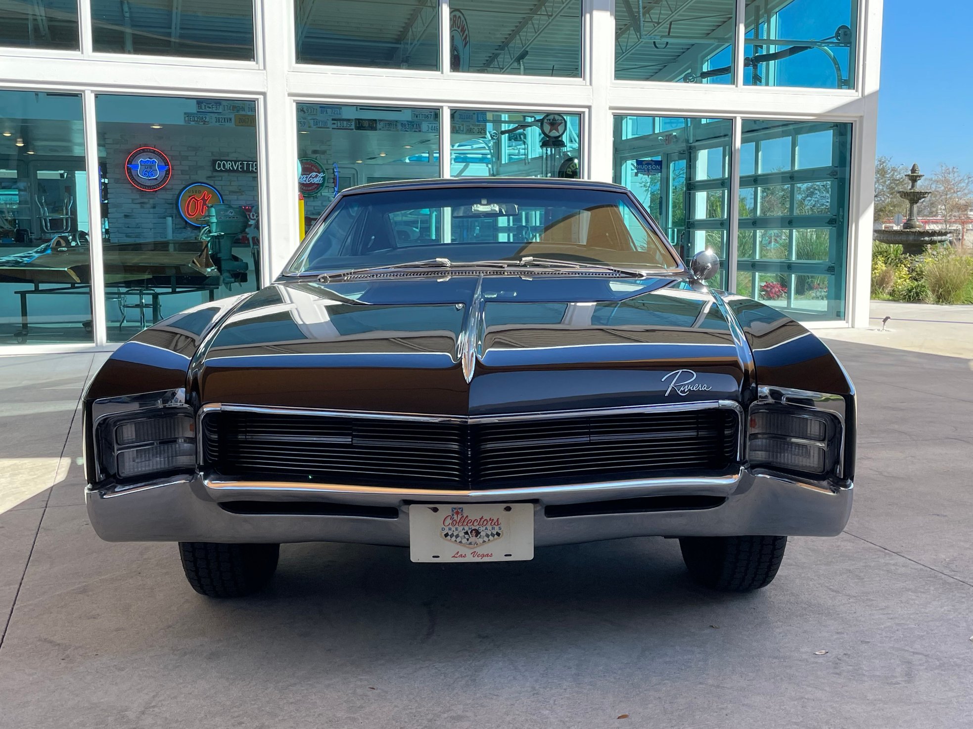 Vehicle photo 3