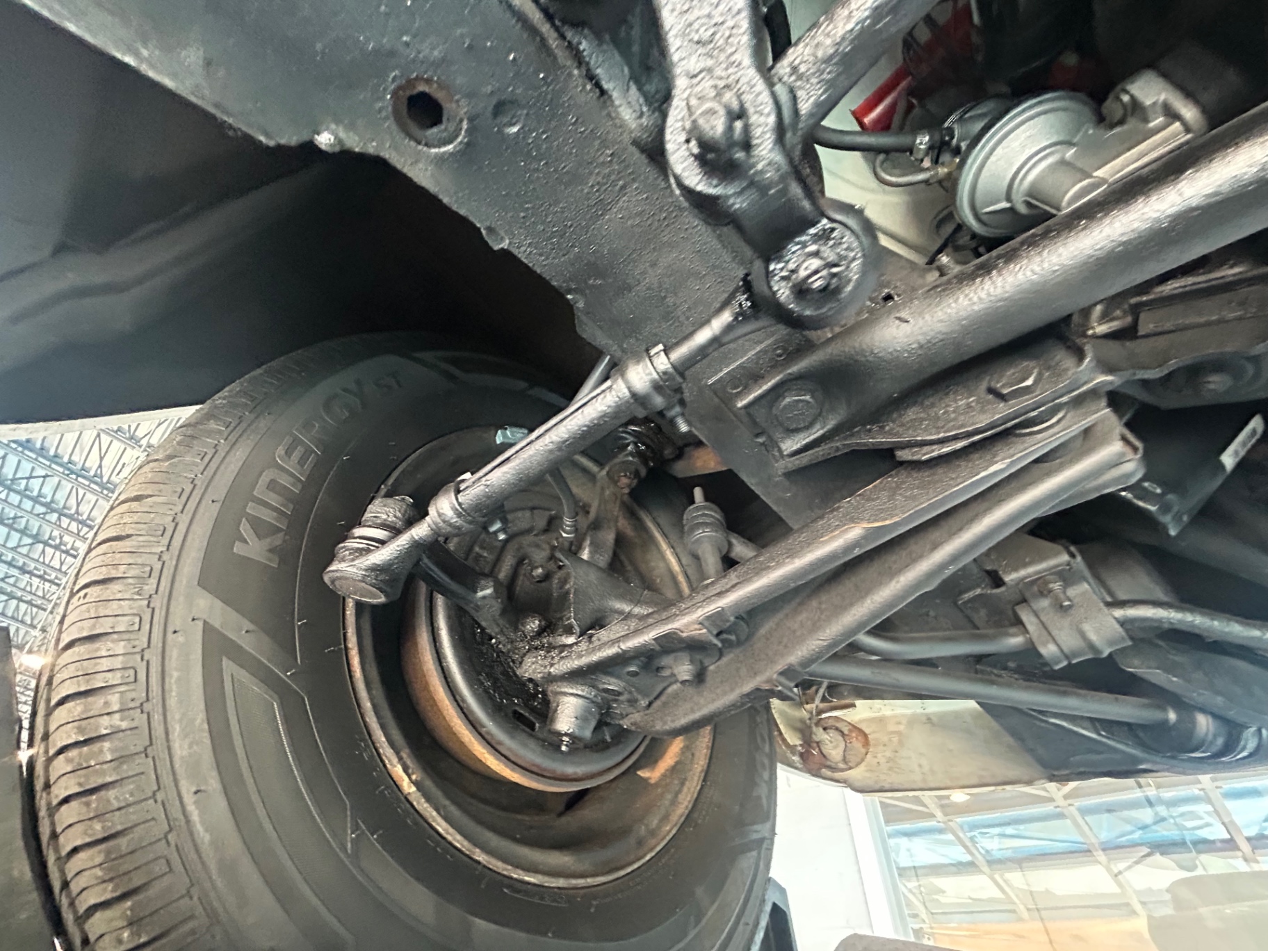 Vehicle photo 36