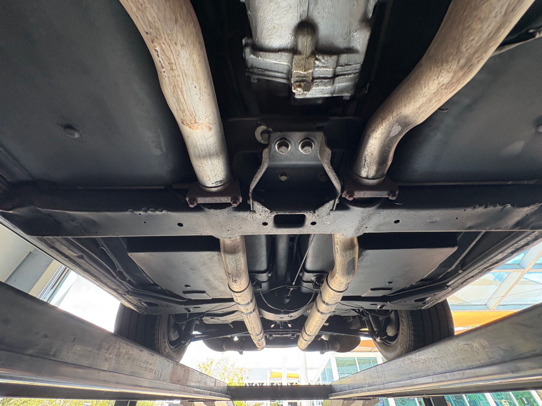 Vehicle photo 50