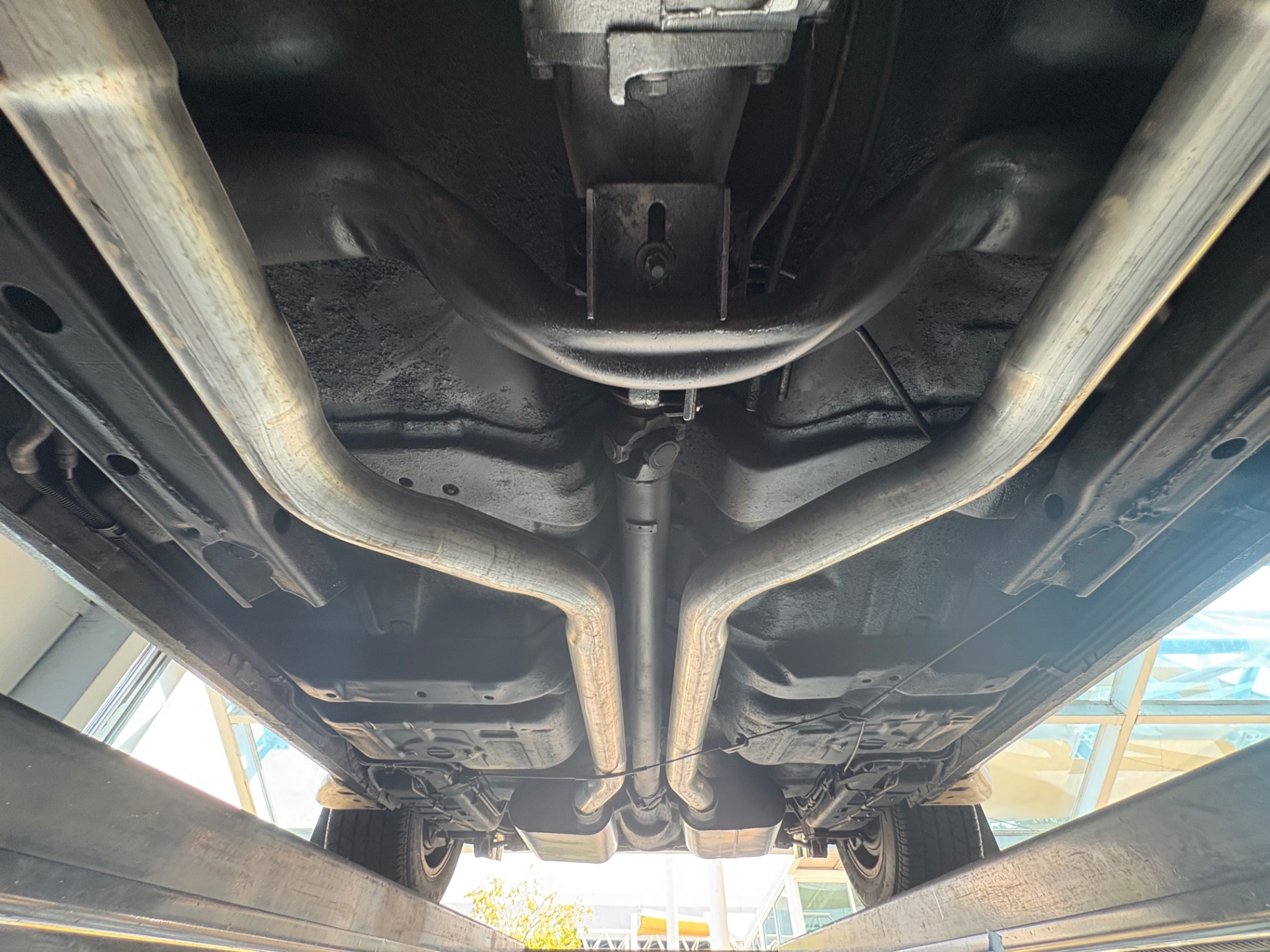 Vehicle photo 50
