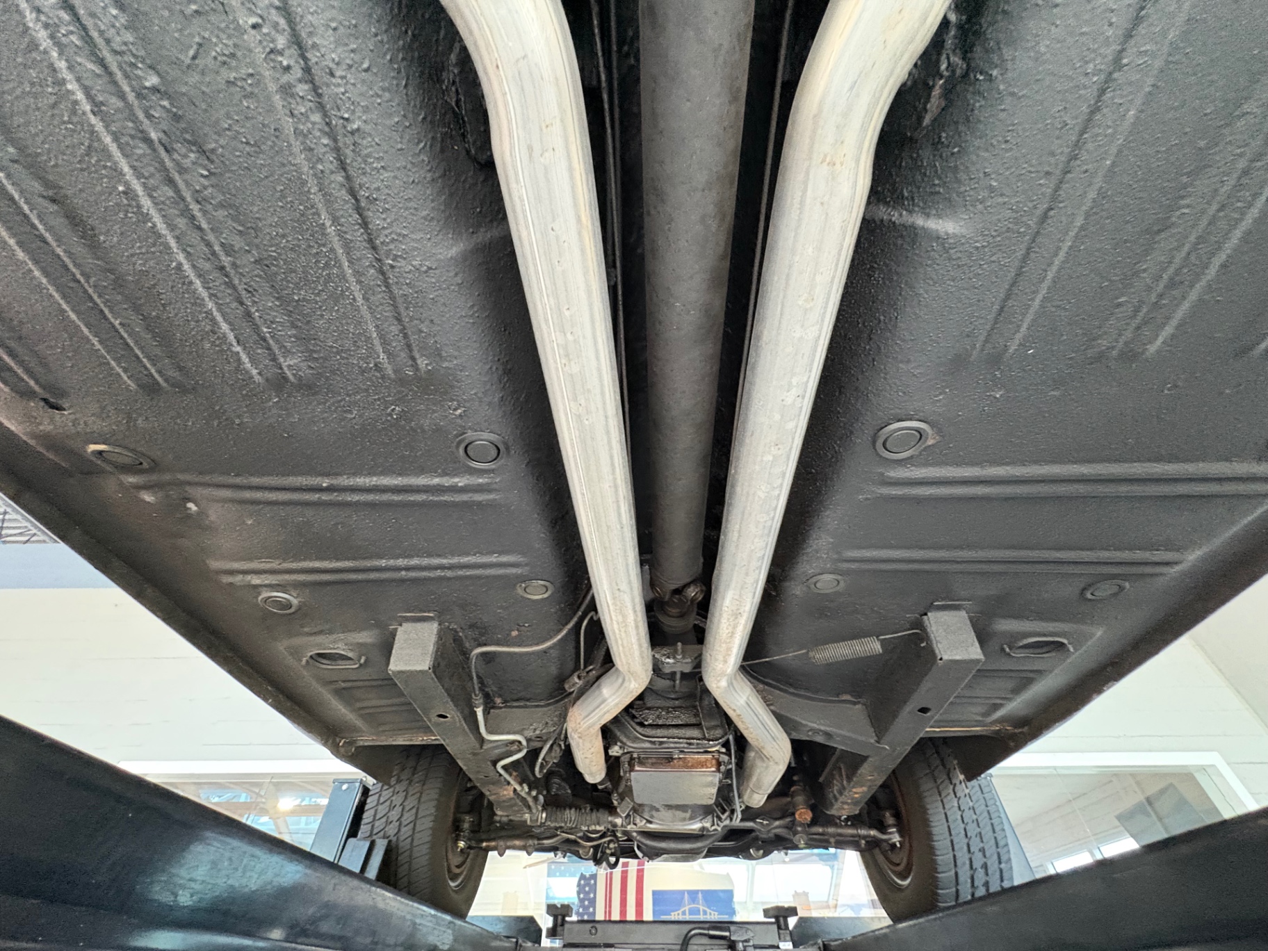 Vehicle photo 50