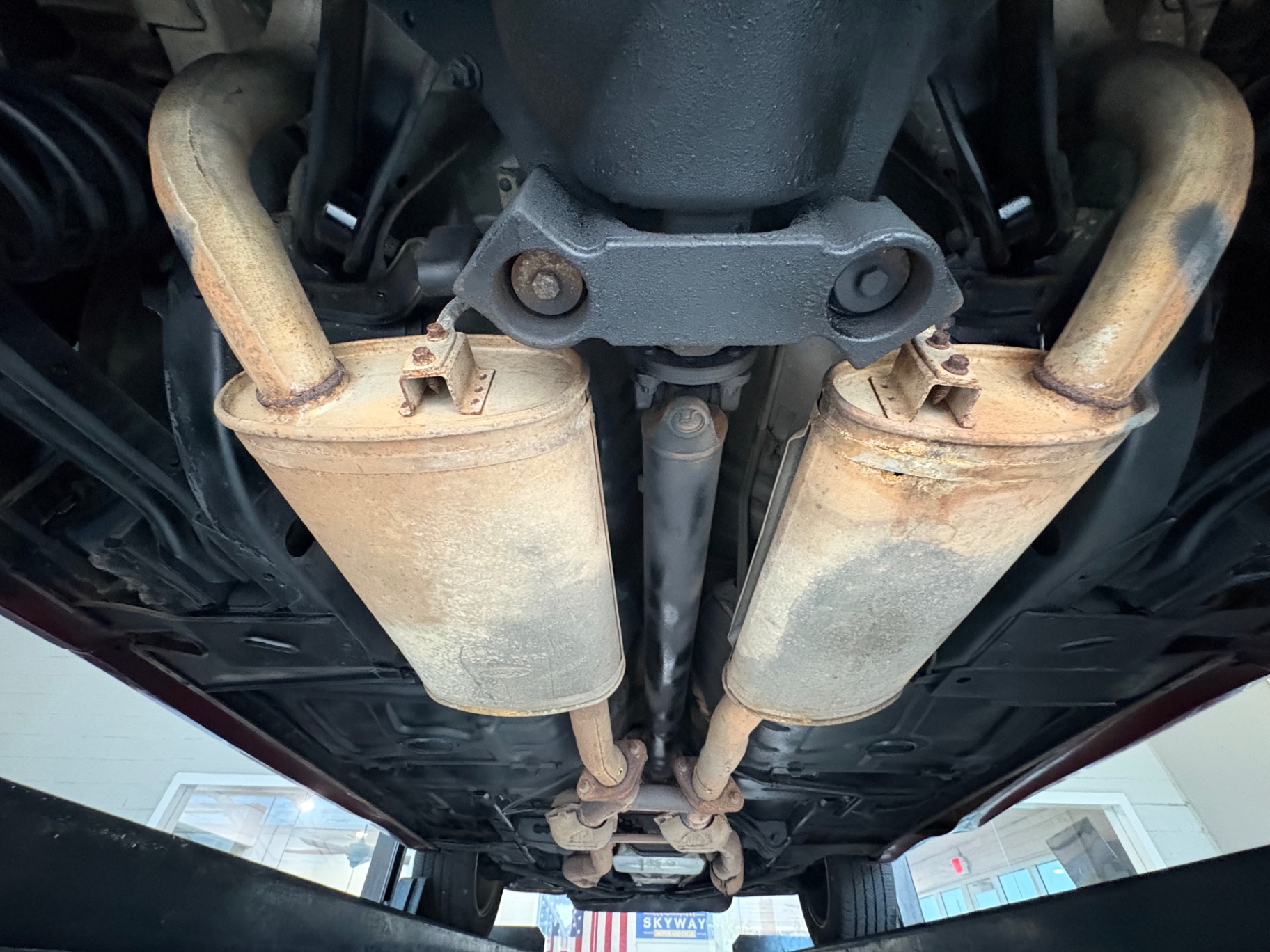 Vehicle photo 49