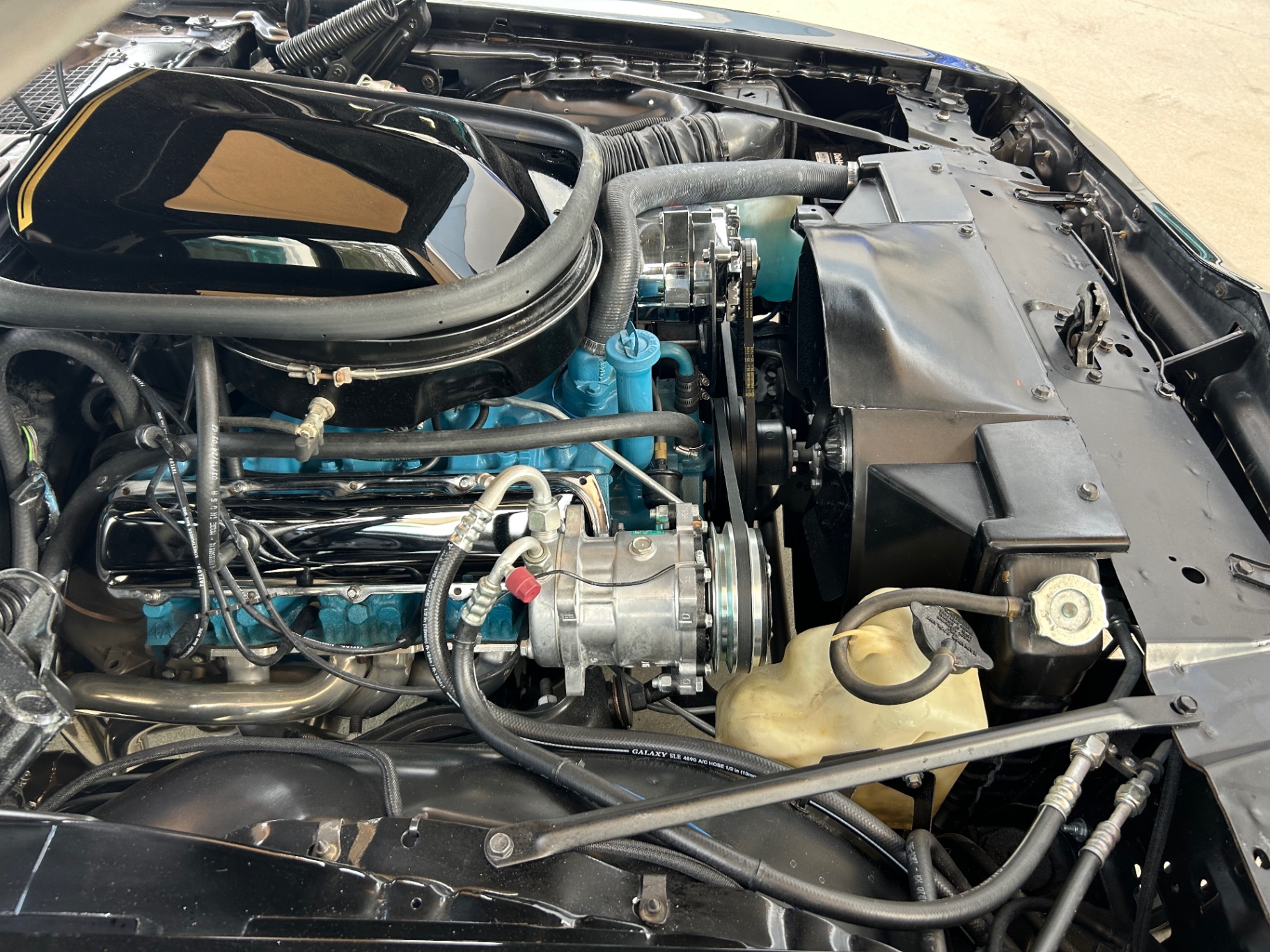 Vehicle photo 36