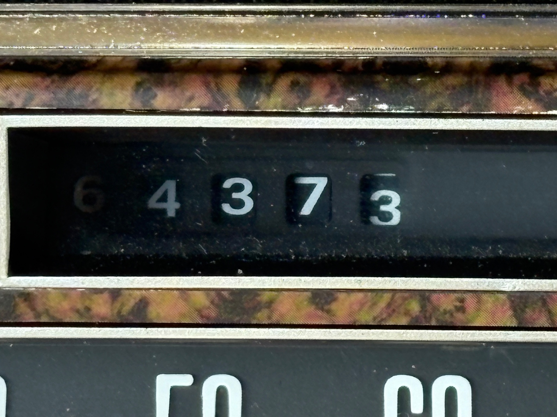 Vehicle photo 24