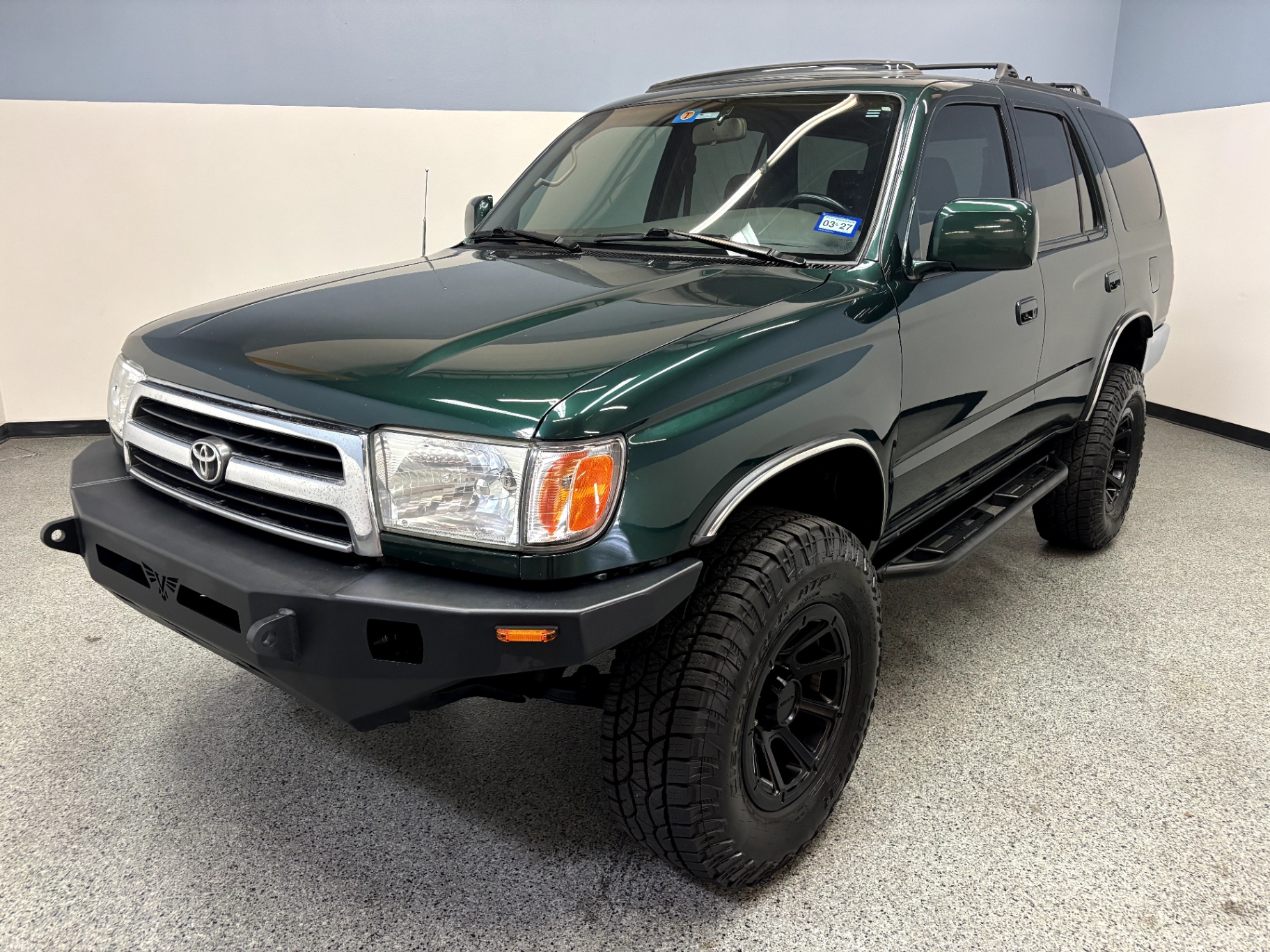 Vehicle photo 1
