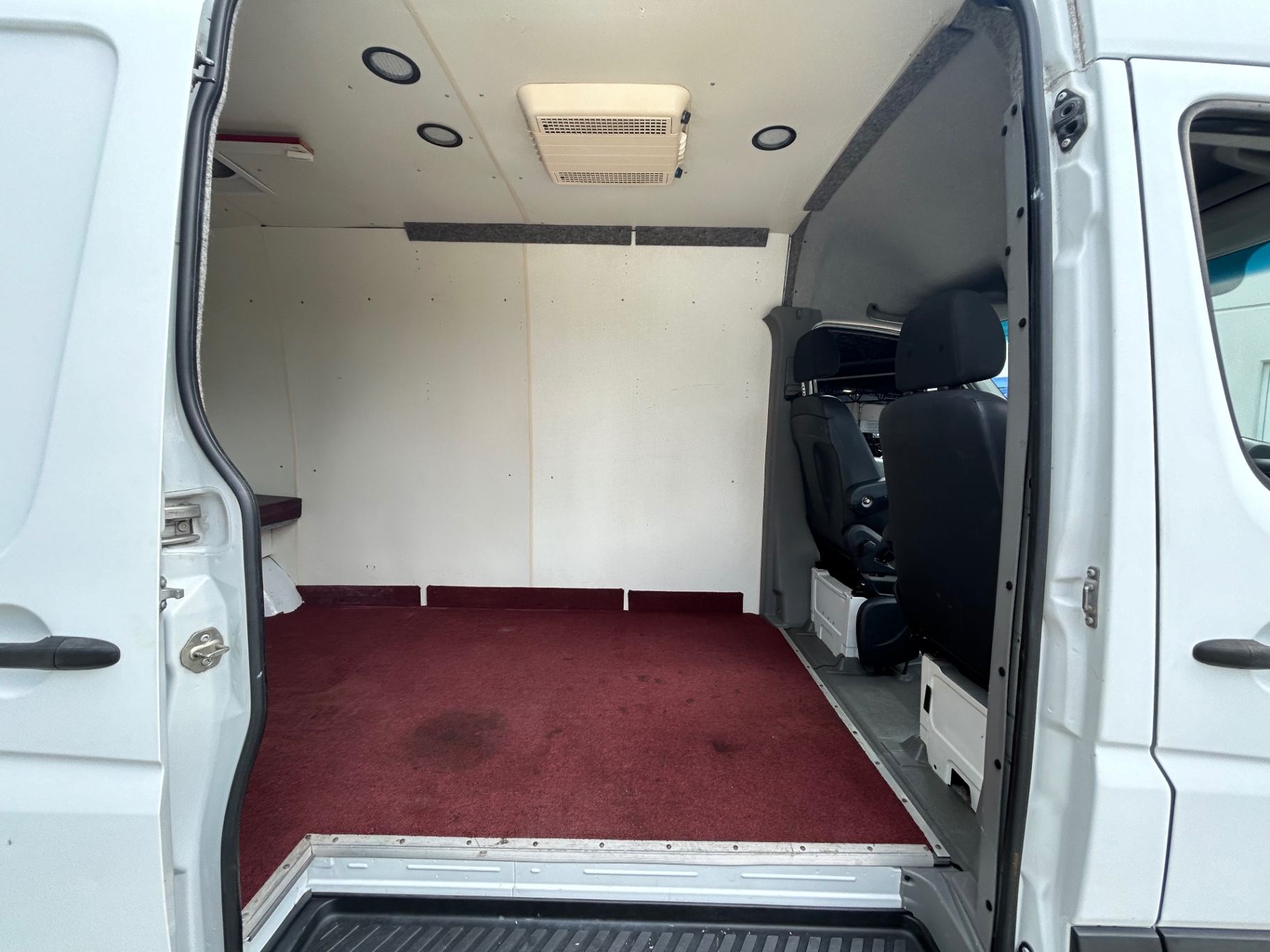 2014 Mercedes-Benz Sprinter Cargo Van Base photo 23