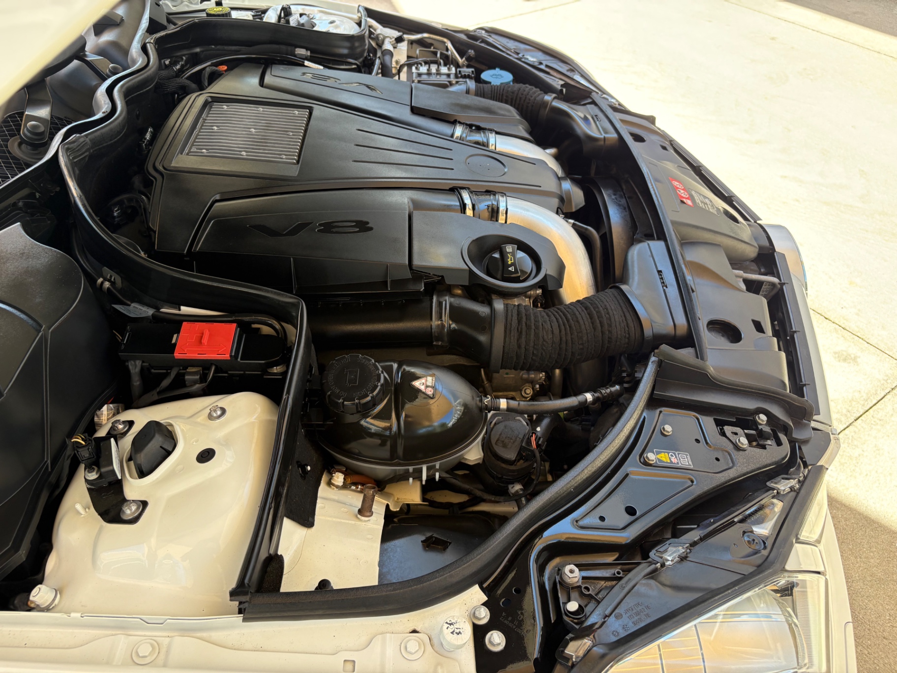 Vehicle photo 29
