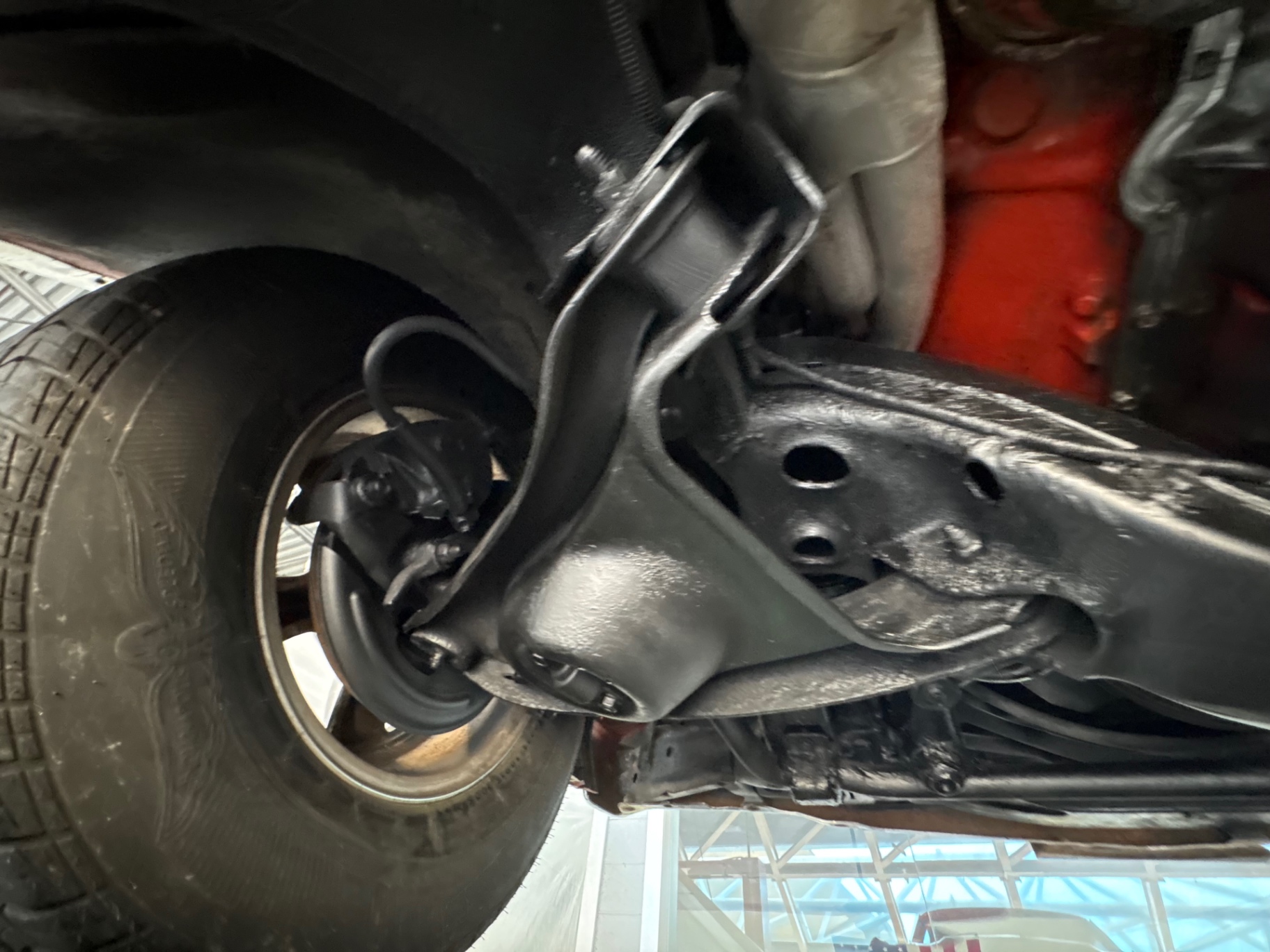 Vehicle photo 54