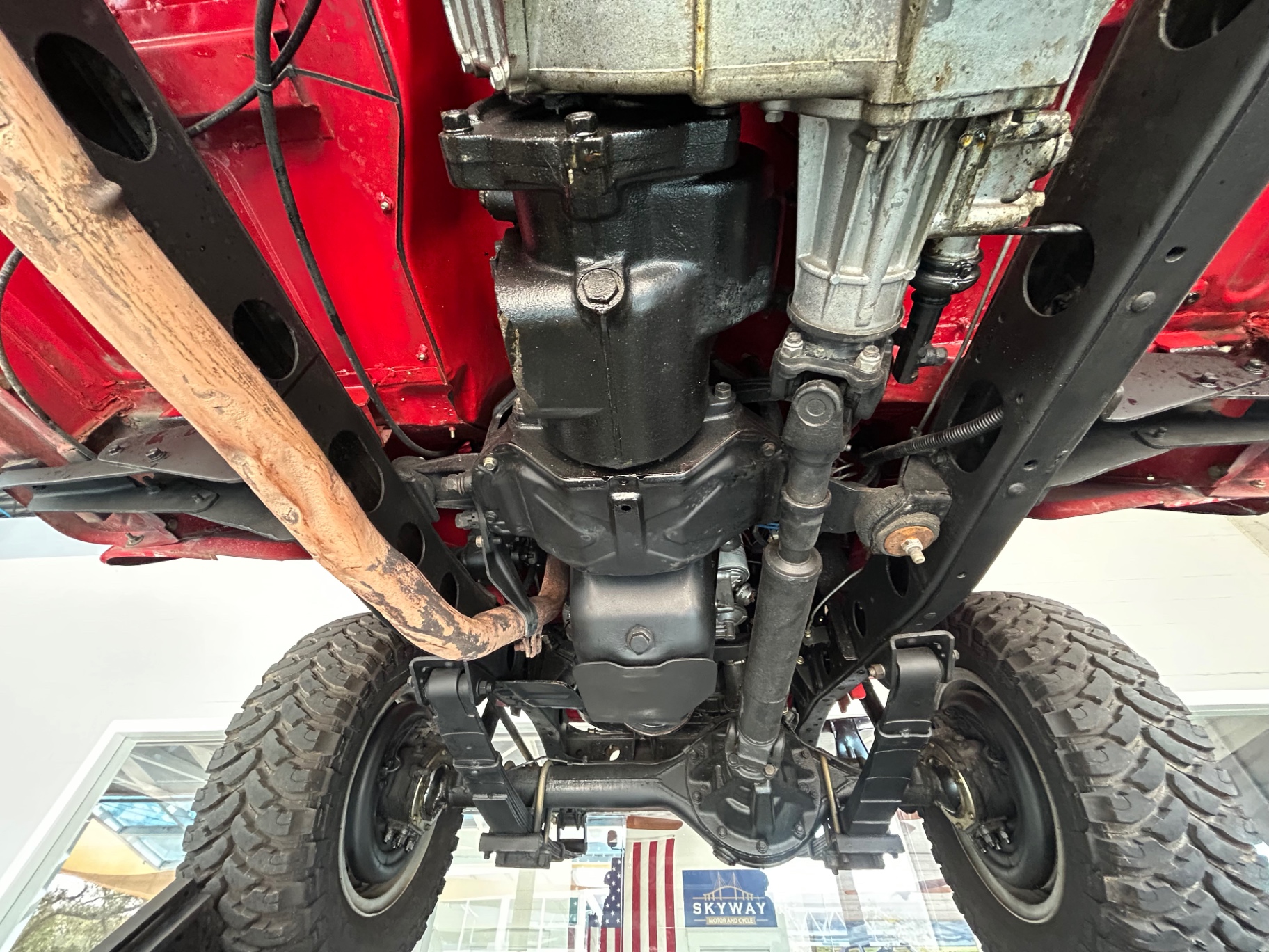 Vehicle photo 47