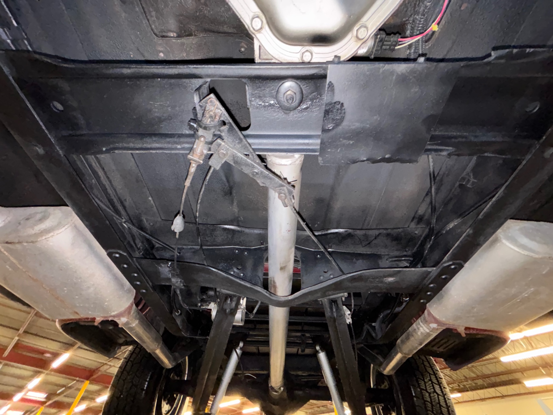 Vehicle photo 45