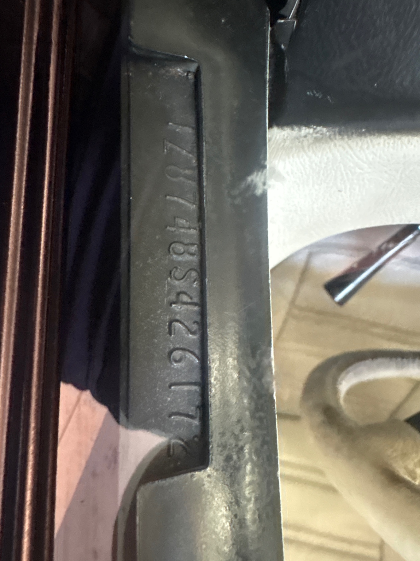 Vehicle photo 16