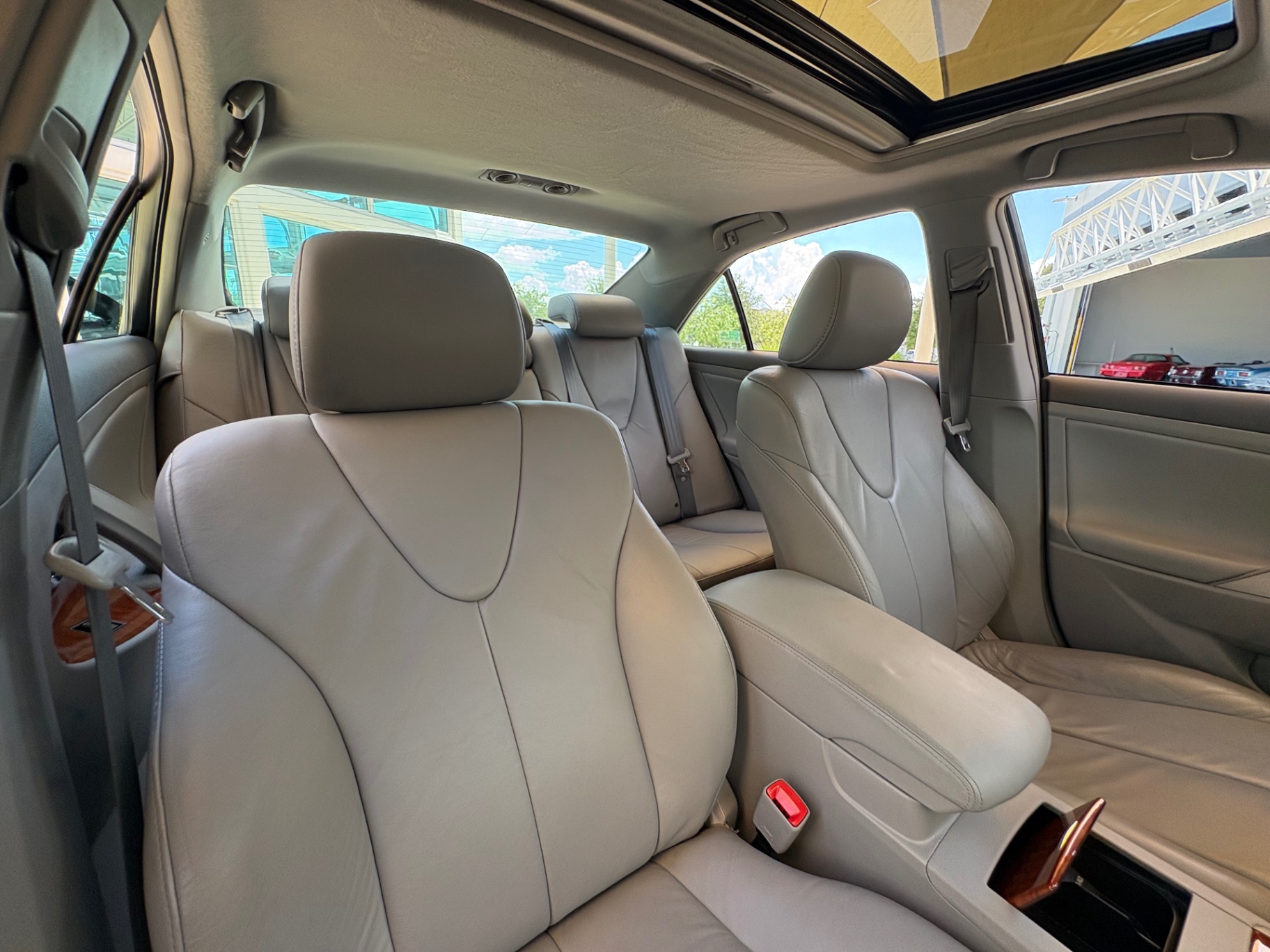 Vehicle photo 39