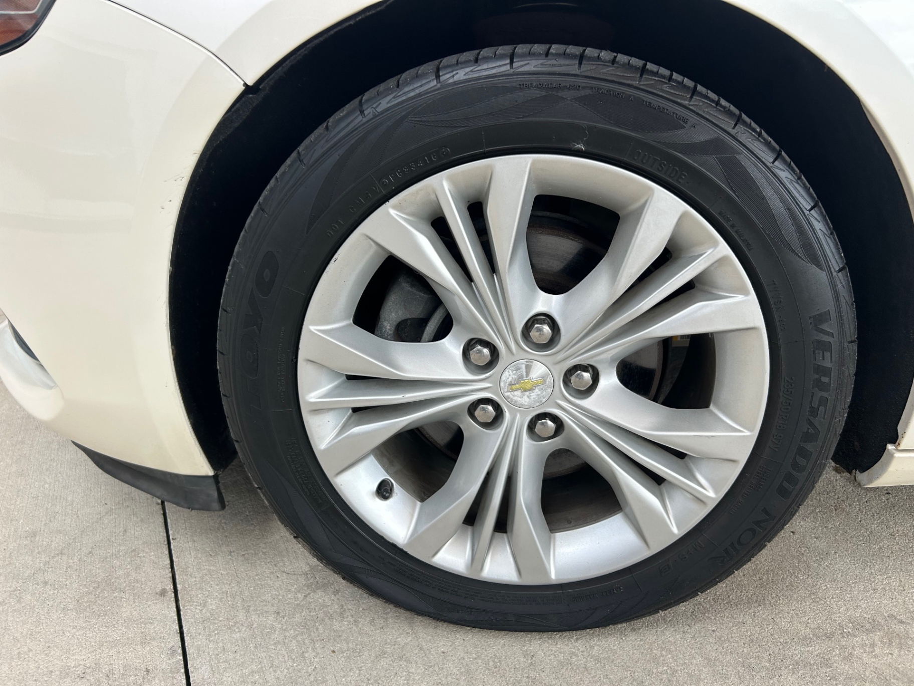 Vehicle photo 18