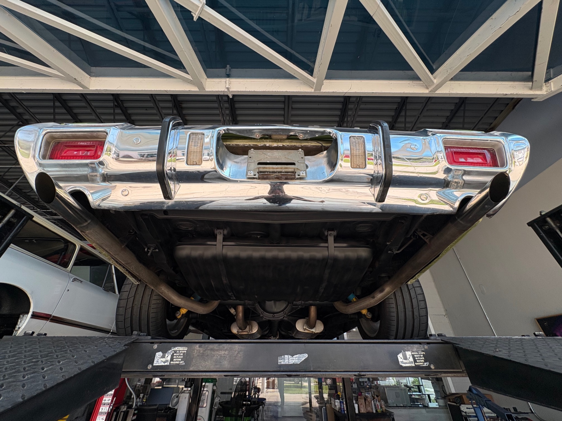Vehicle photo 51