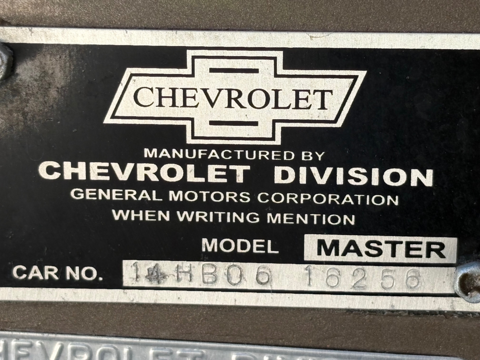 Vehicle photo 21