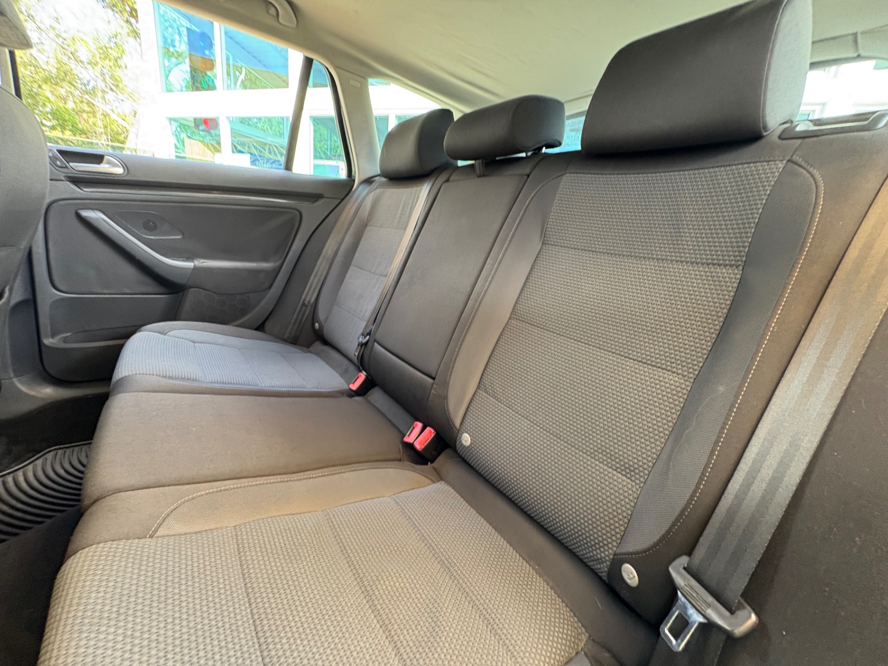 Vehicle photo 39