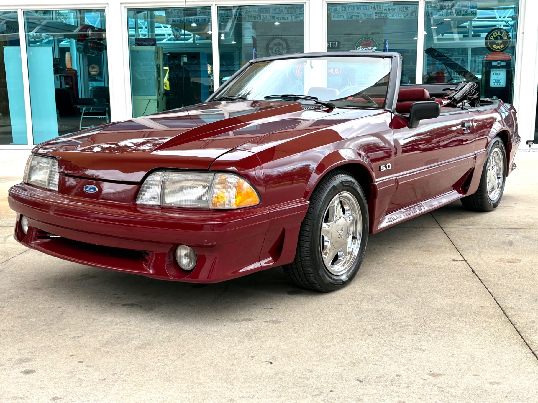 Vehicle photo 10