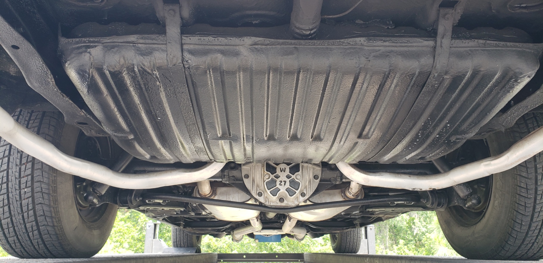 Vehicle photo 41