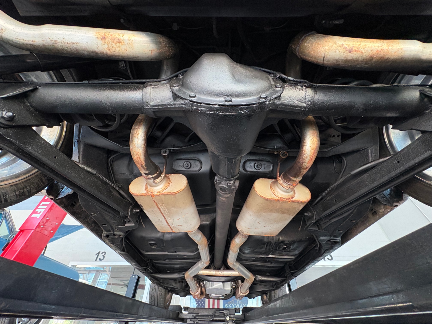 Vehicle photo 51