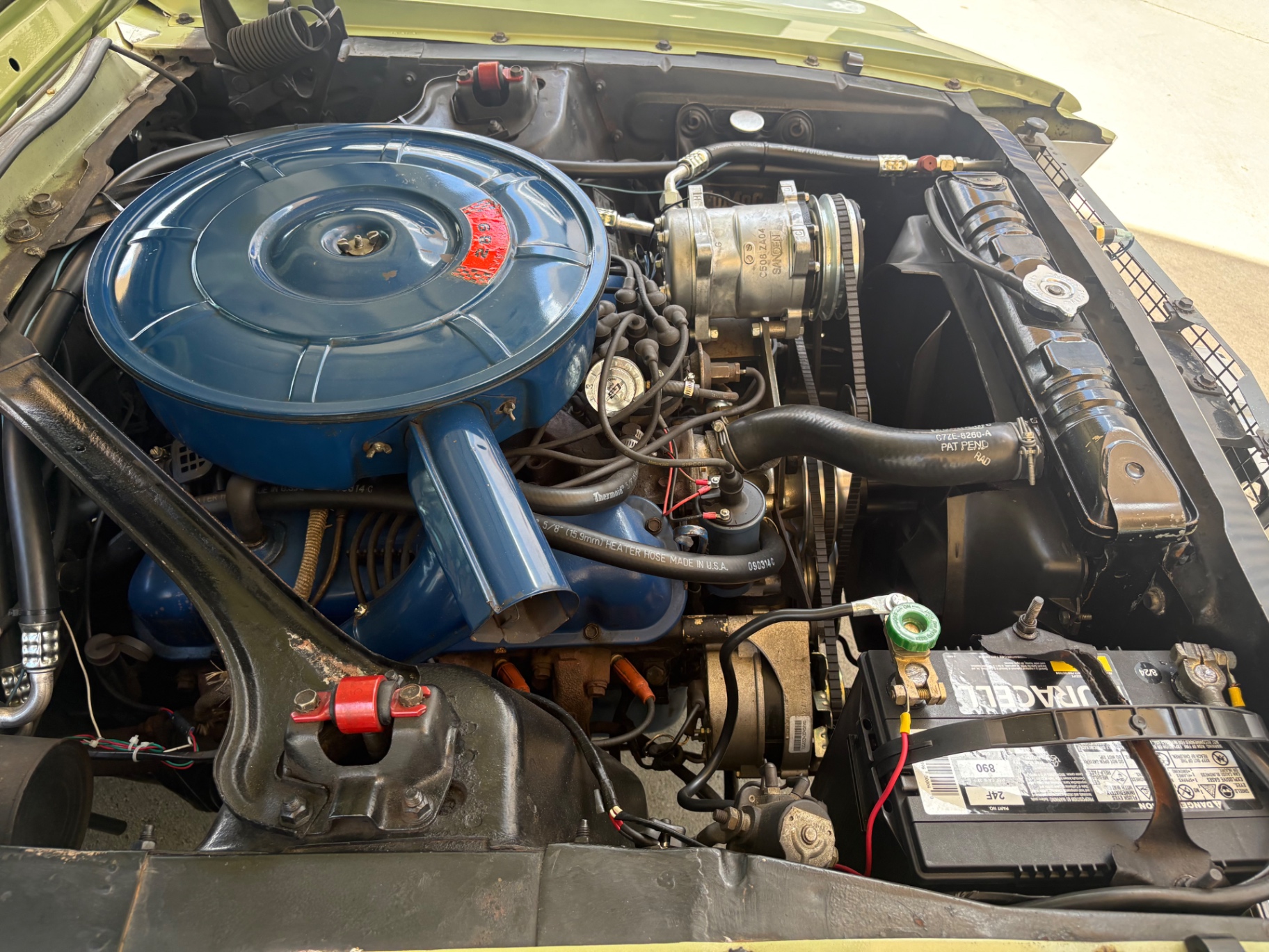 Vehicle photo 32