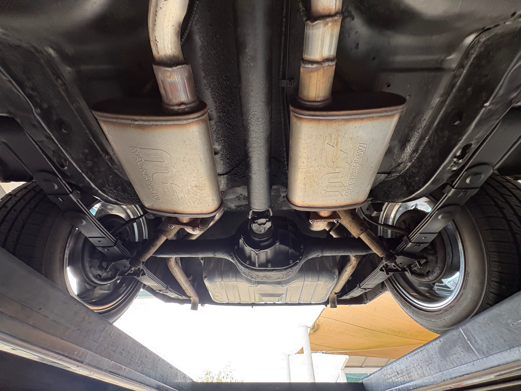 Vehicle photo 64