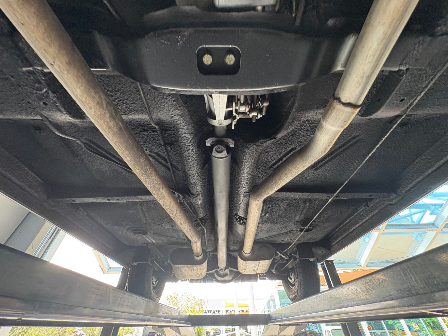 Vehicle photo 53